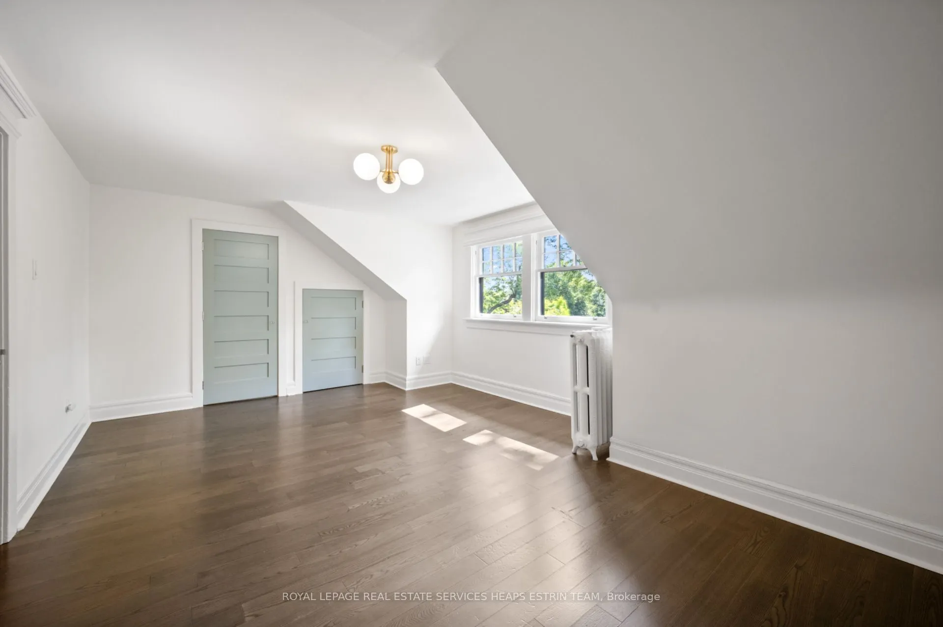 18 Castle Frank Crescent #Third
