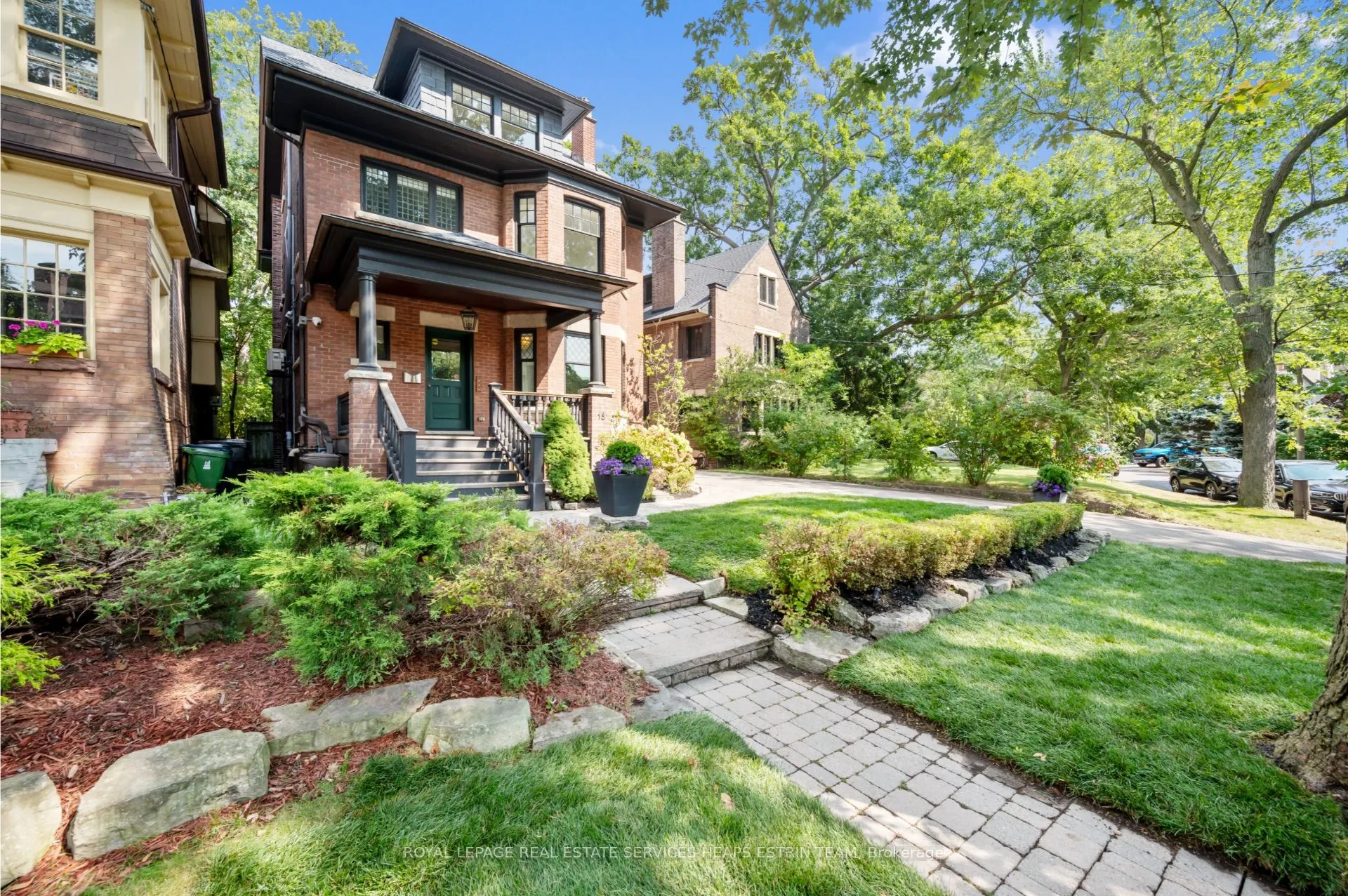 18 Castle Frank Crescent #Third