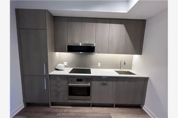 250 Lawrence Avenue W #401