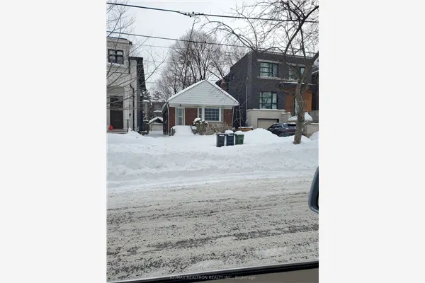 11 Carmichael Avenue