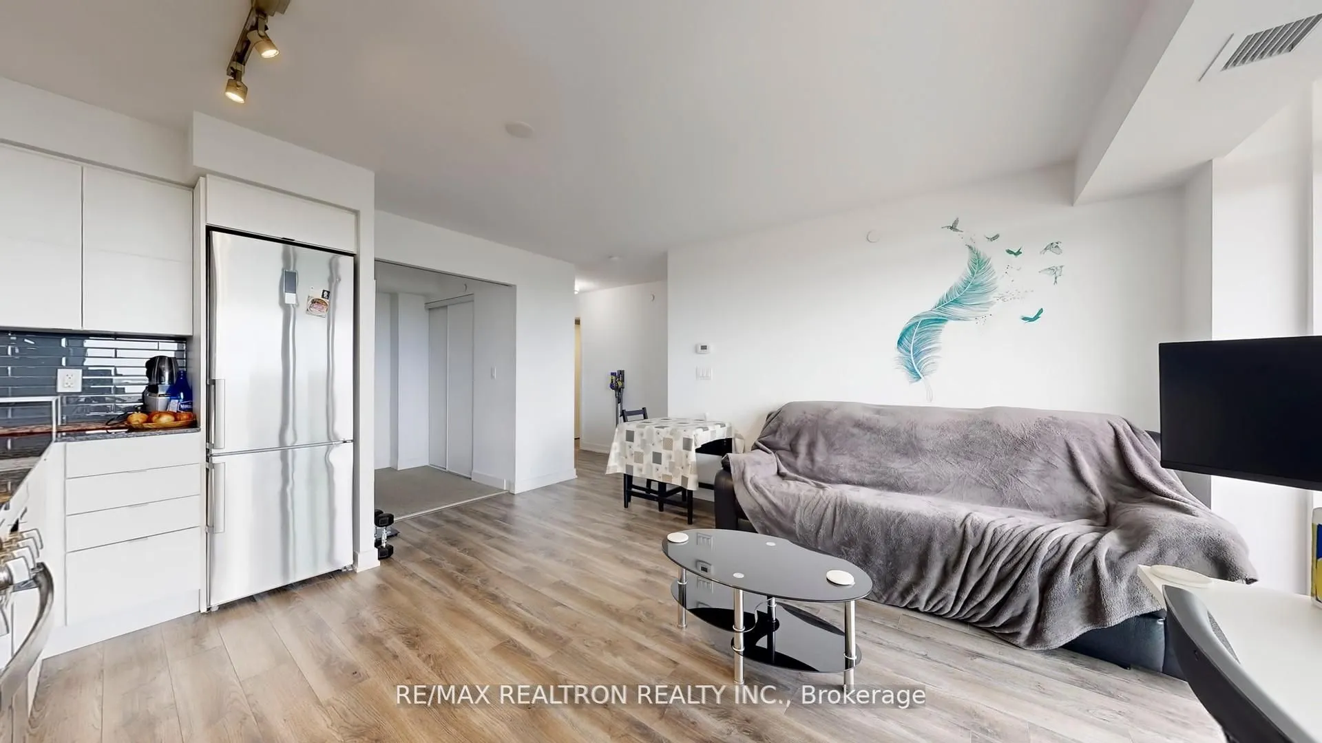 120 Varna Drive #1007