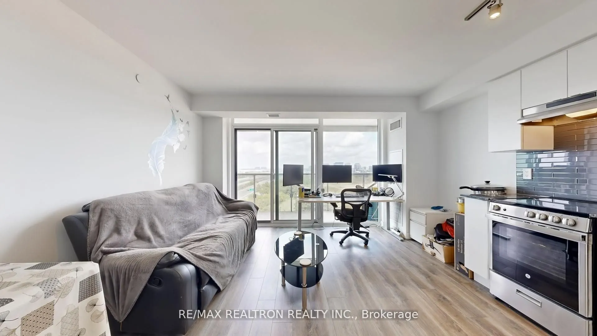 120 Varna Drive #1007