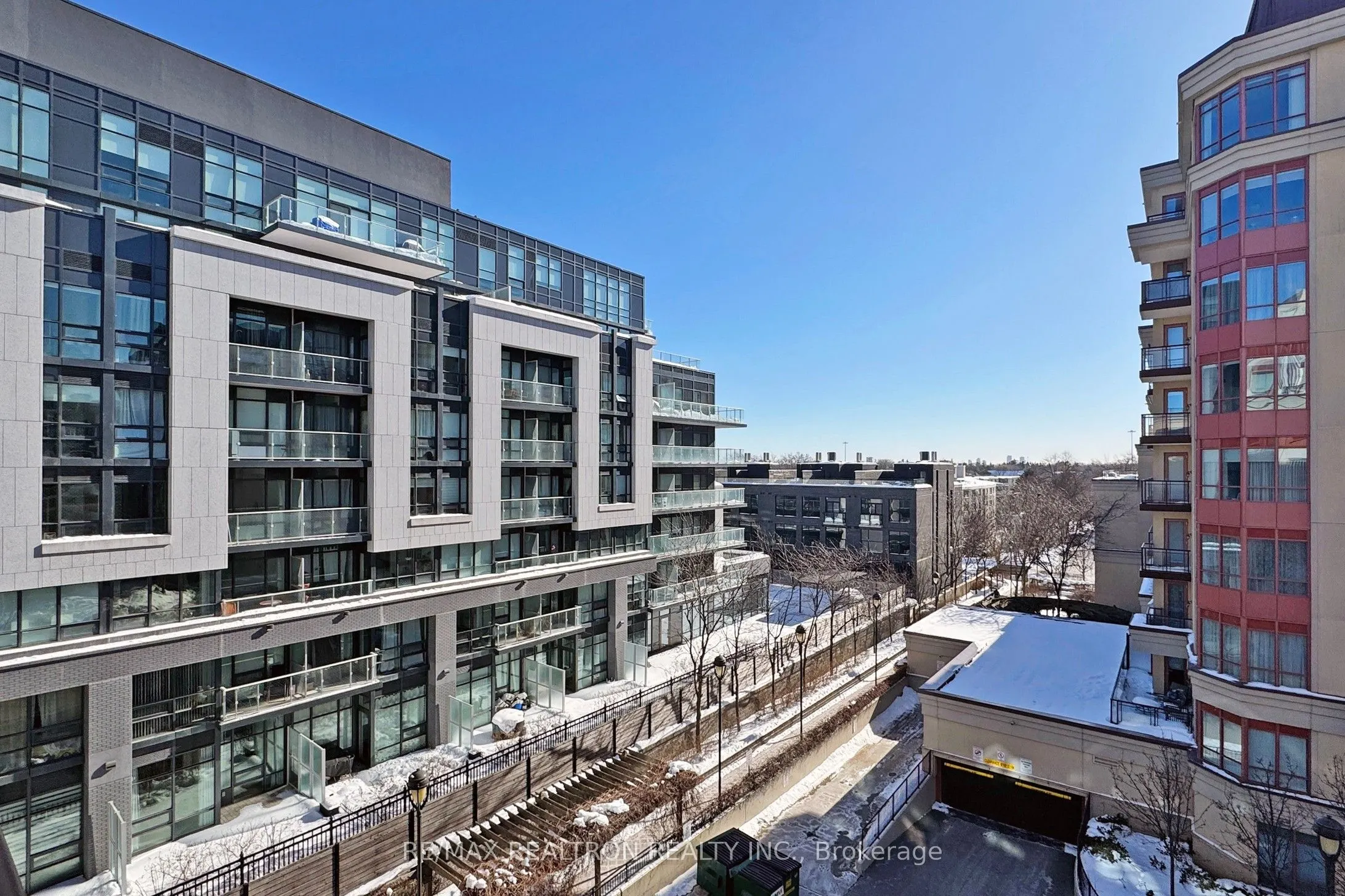 27 Rean Drive #524