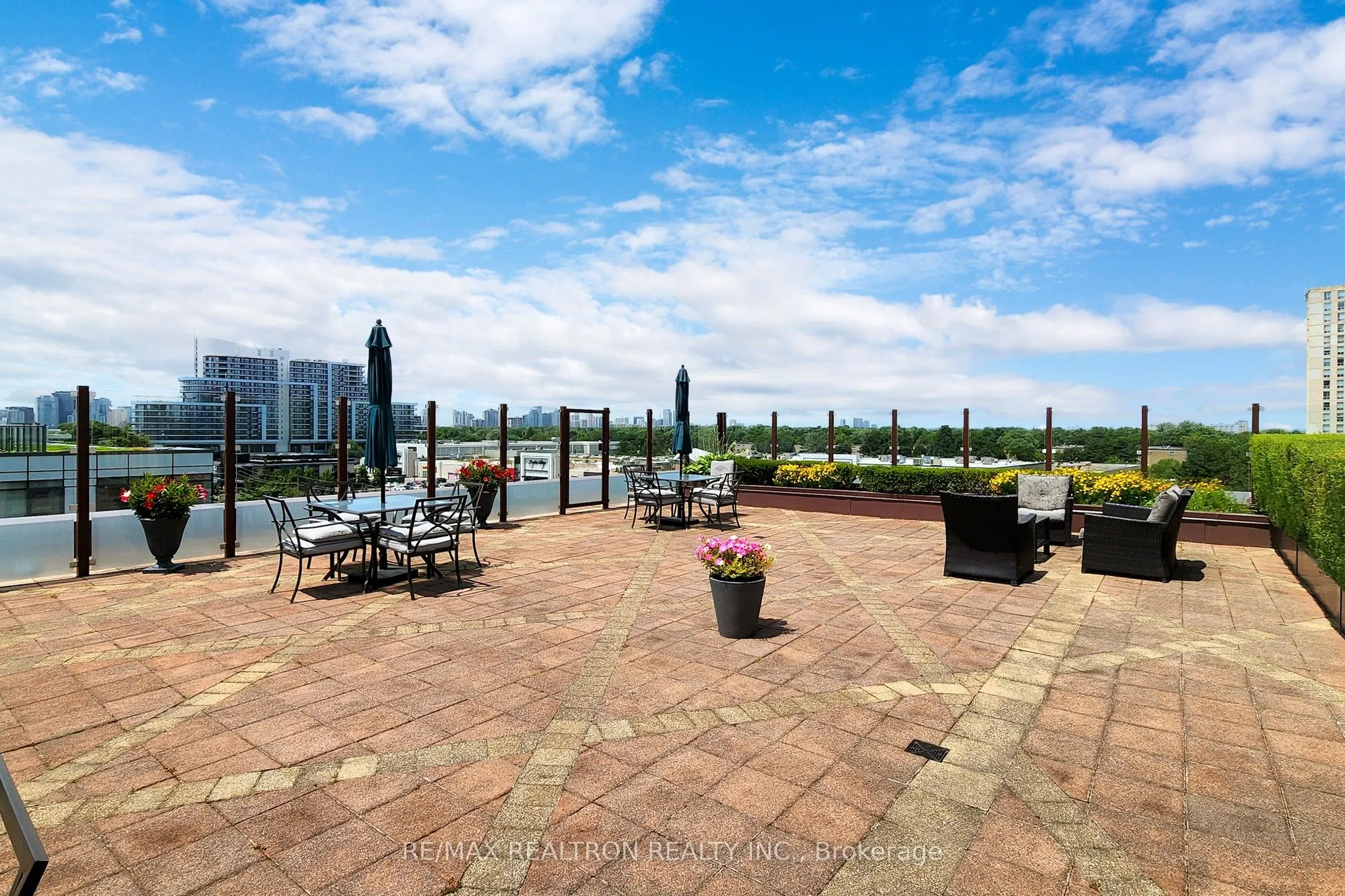 27 Rean Drive #524