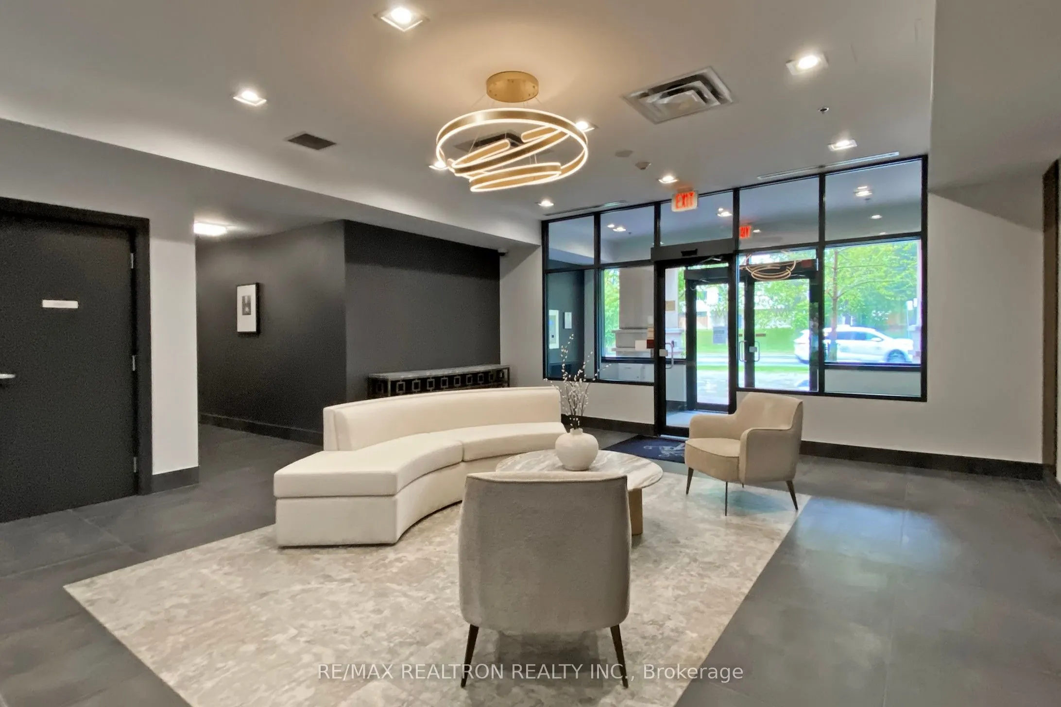 27 Rean Drive #524