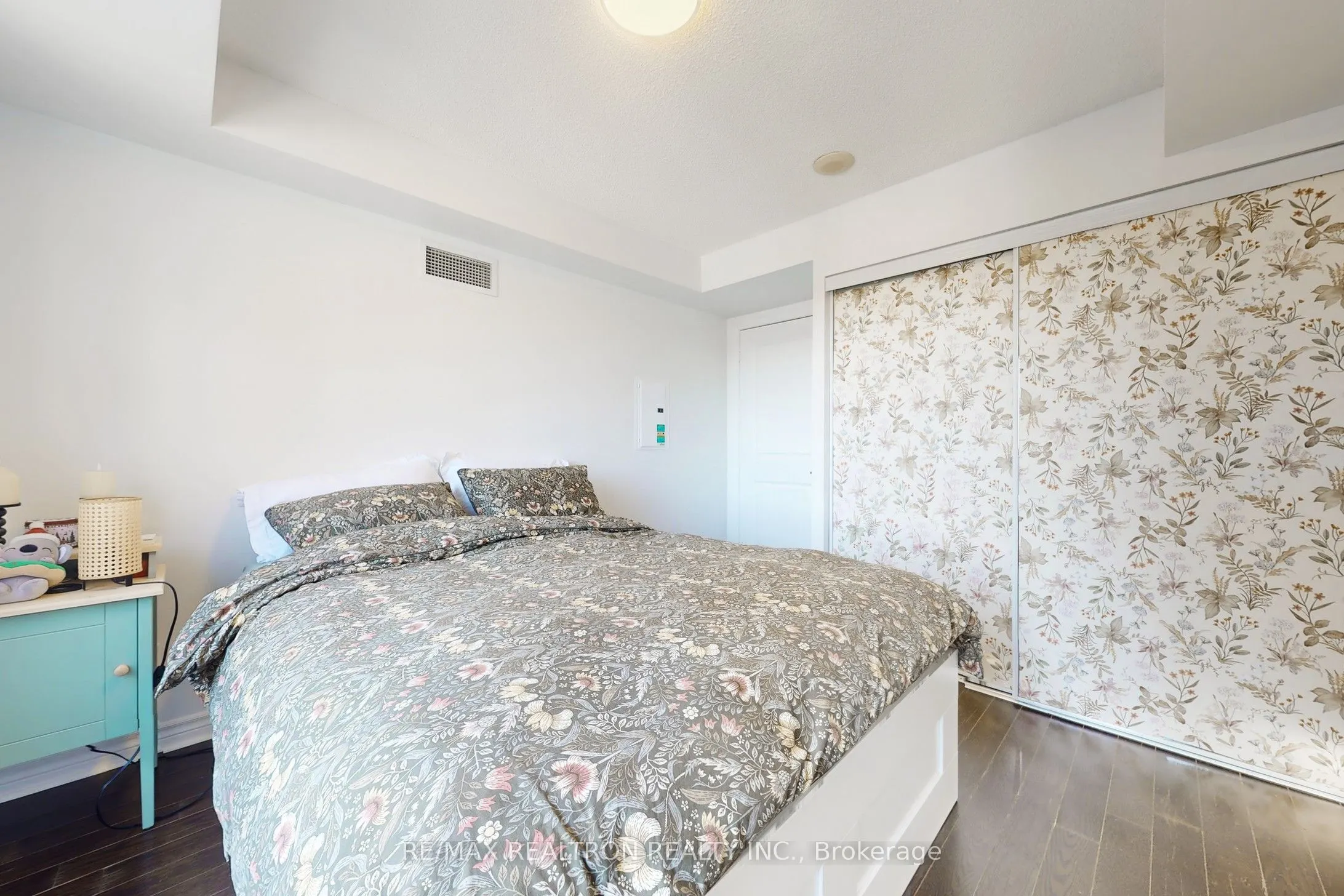 27 Rean Drive #524