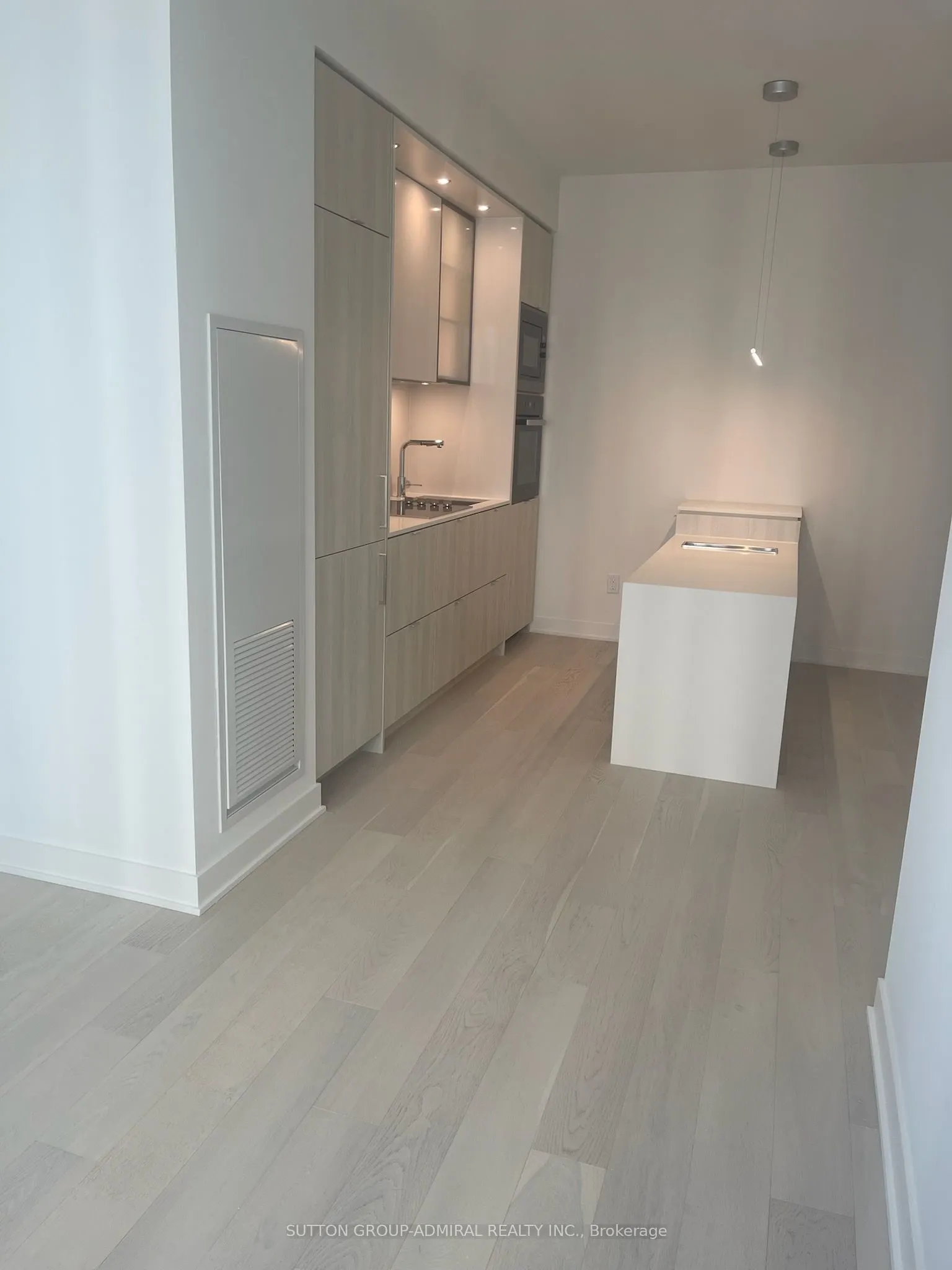 11 Yorkville Avenue #3505
