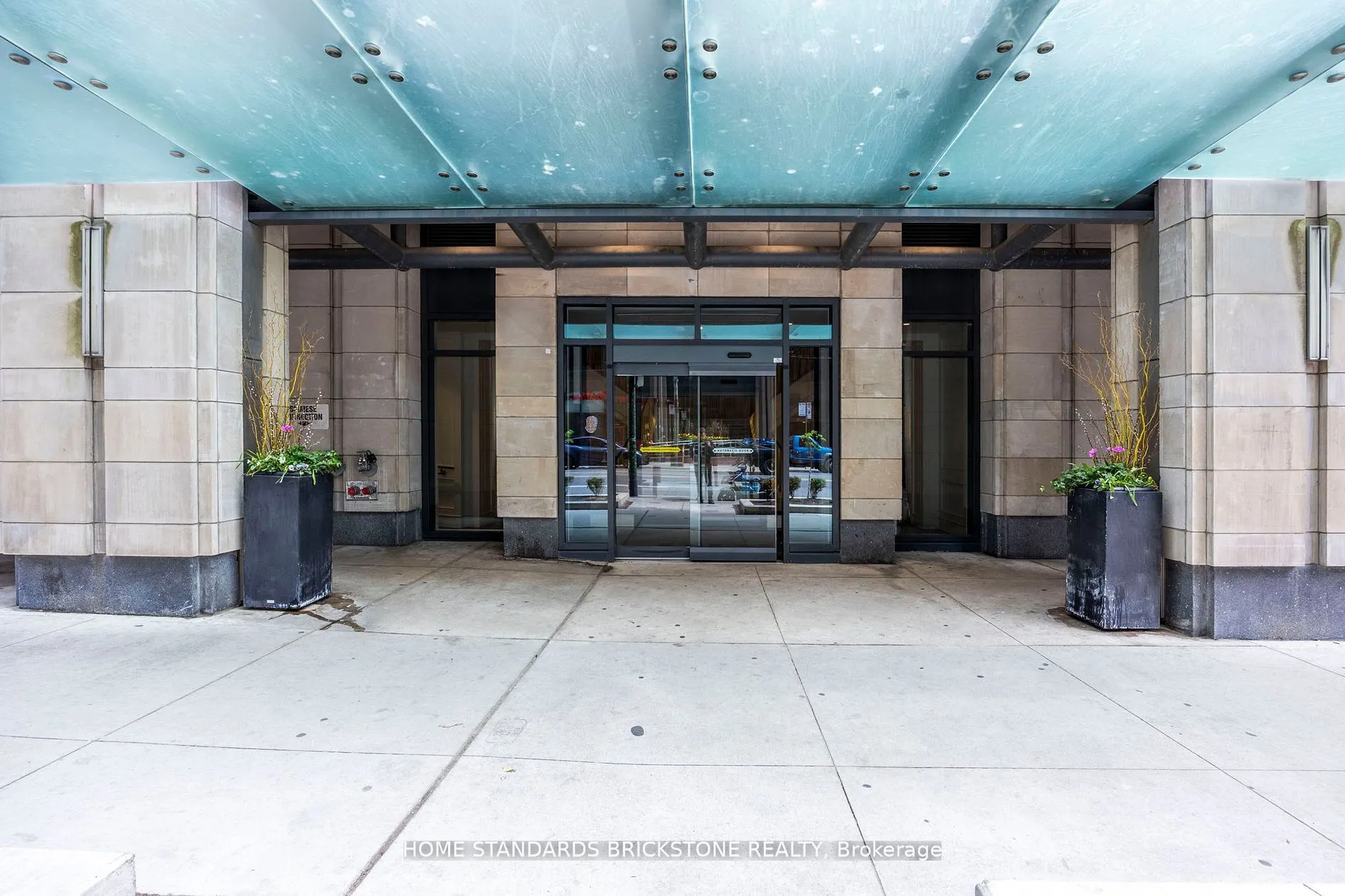 955 Bay Street #3907