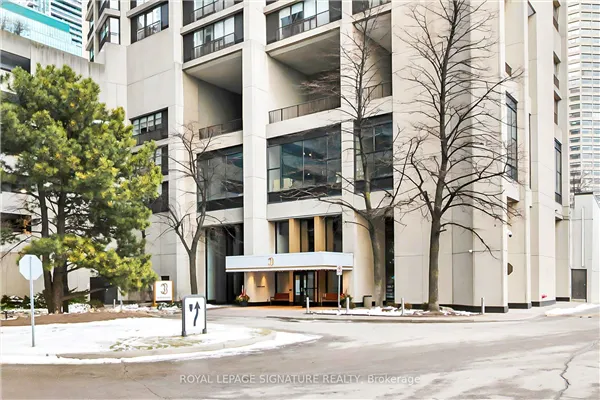 33 Harbour Square #410/204