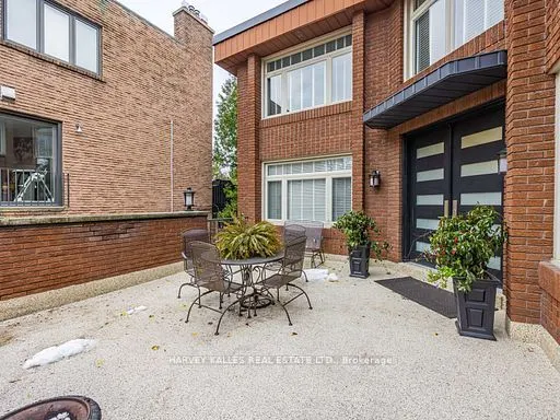 92 Prue Avenue