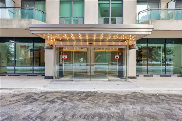 300 Bloor Street E #305