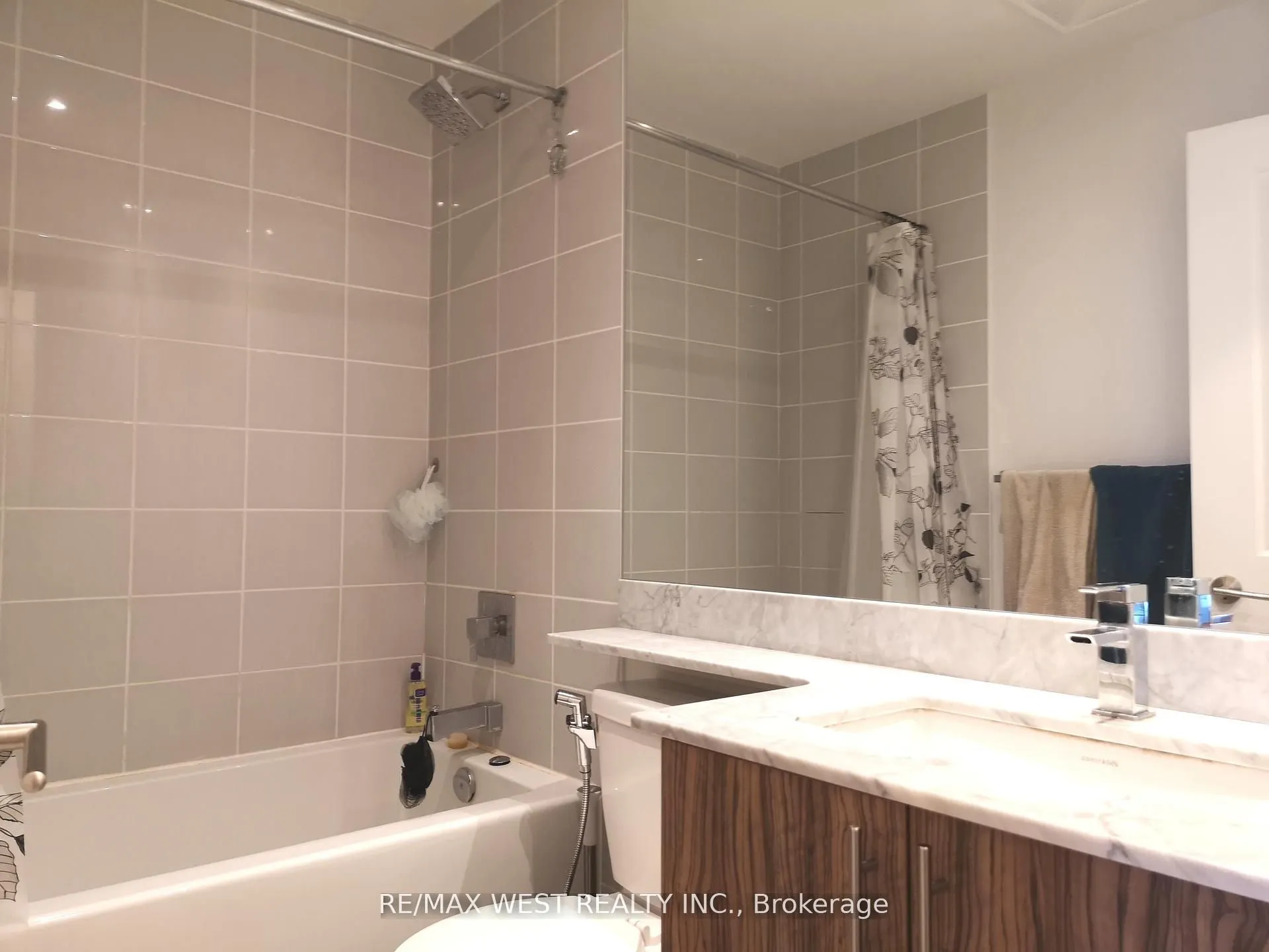 75 East Liberty Street #1718