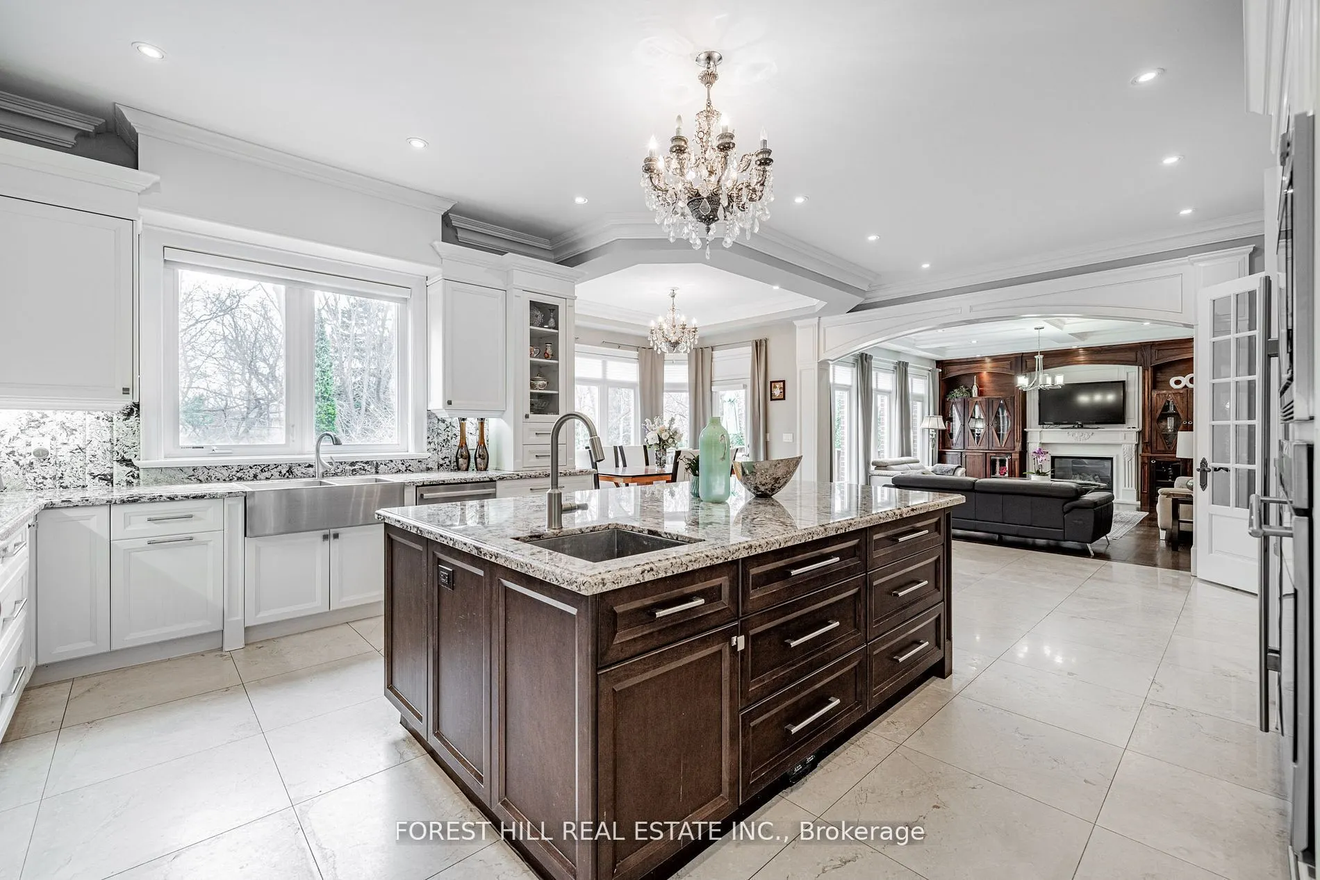 60 Hawksbury Drive