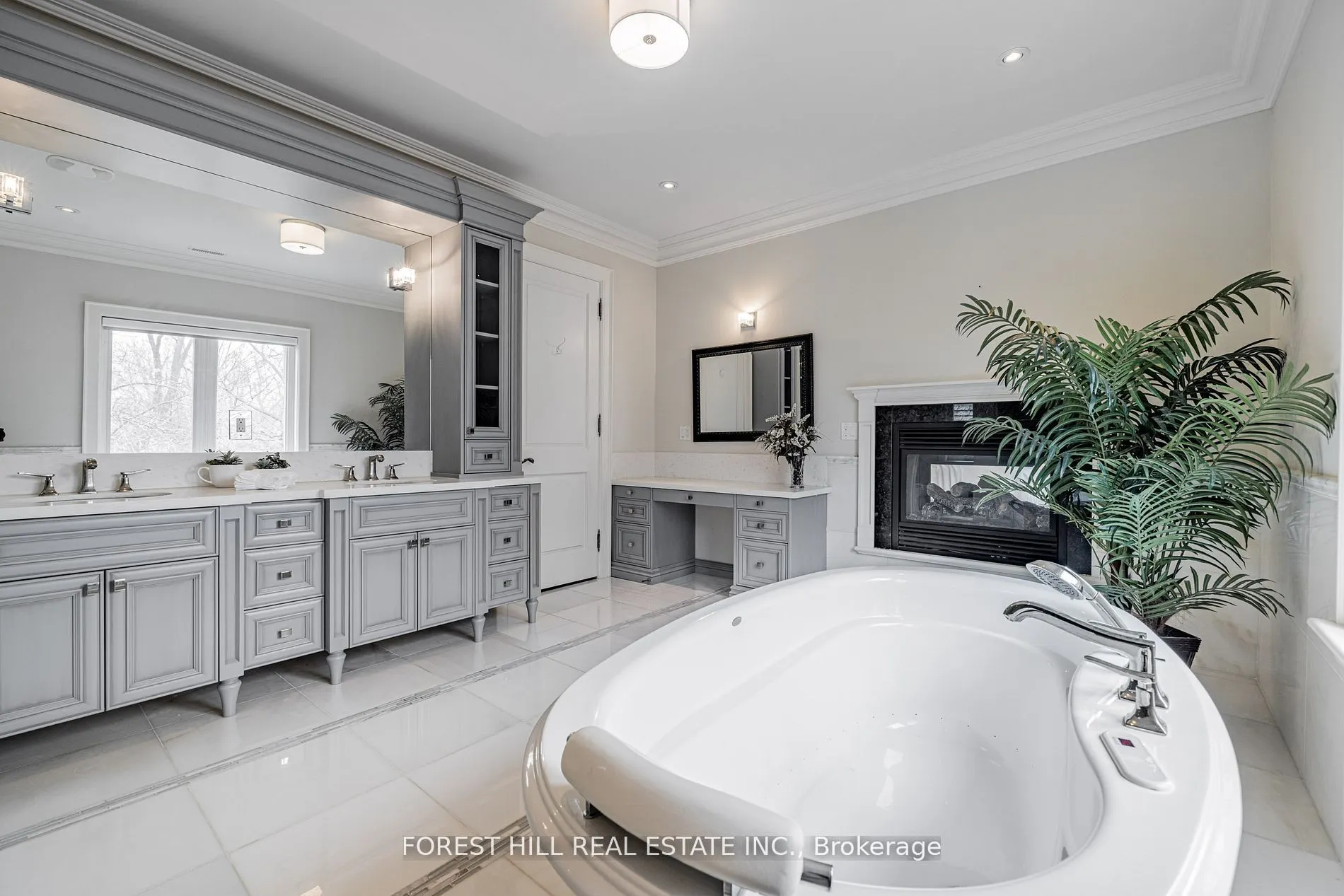 60 Hawksbury Drive