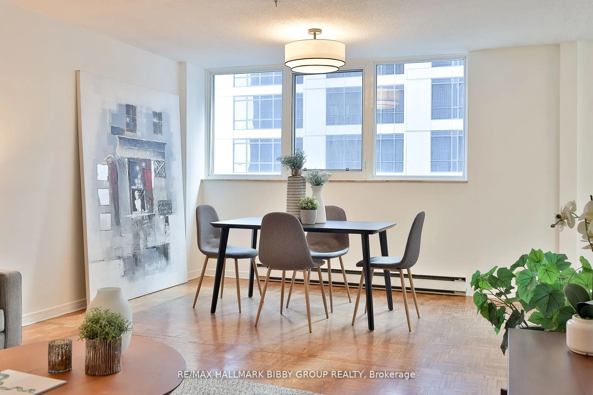 360 Bloor Street E #1007