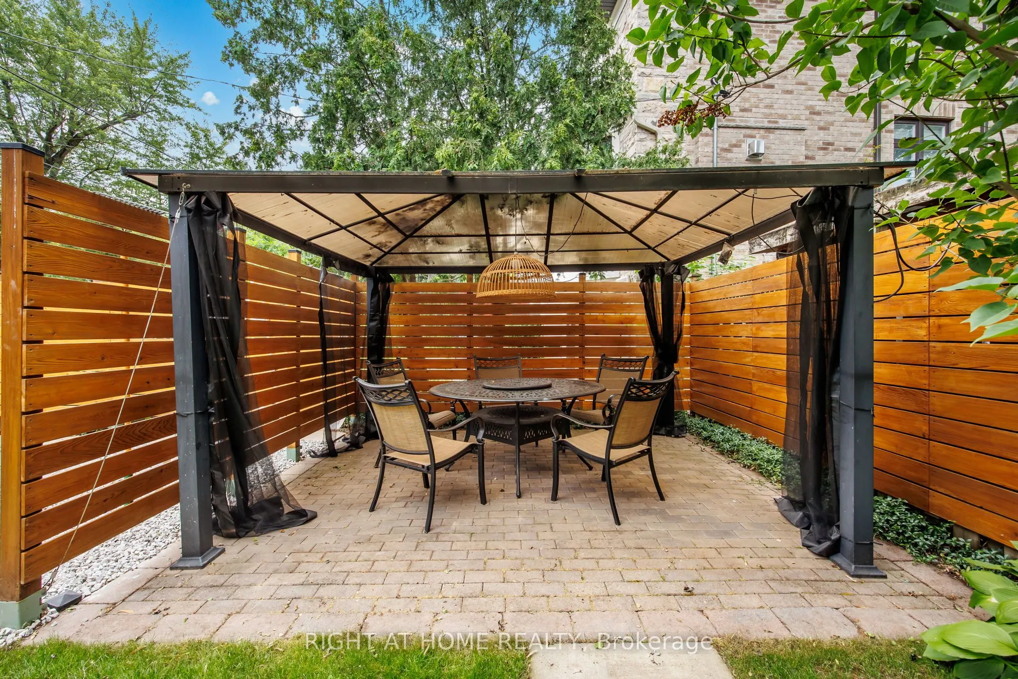 107 Otter Crescent