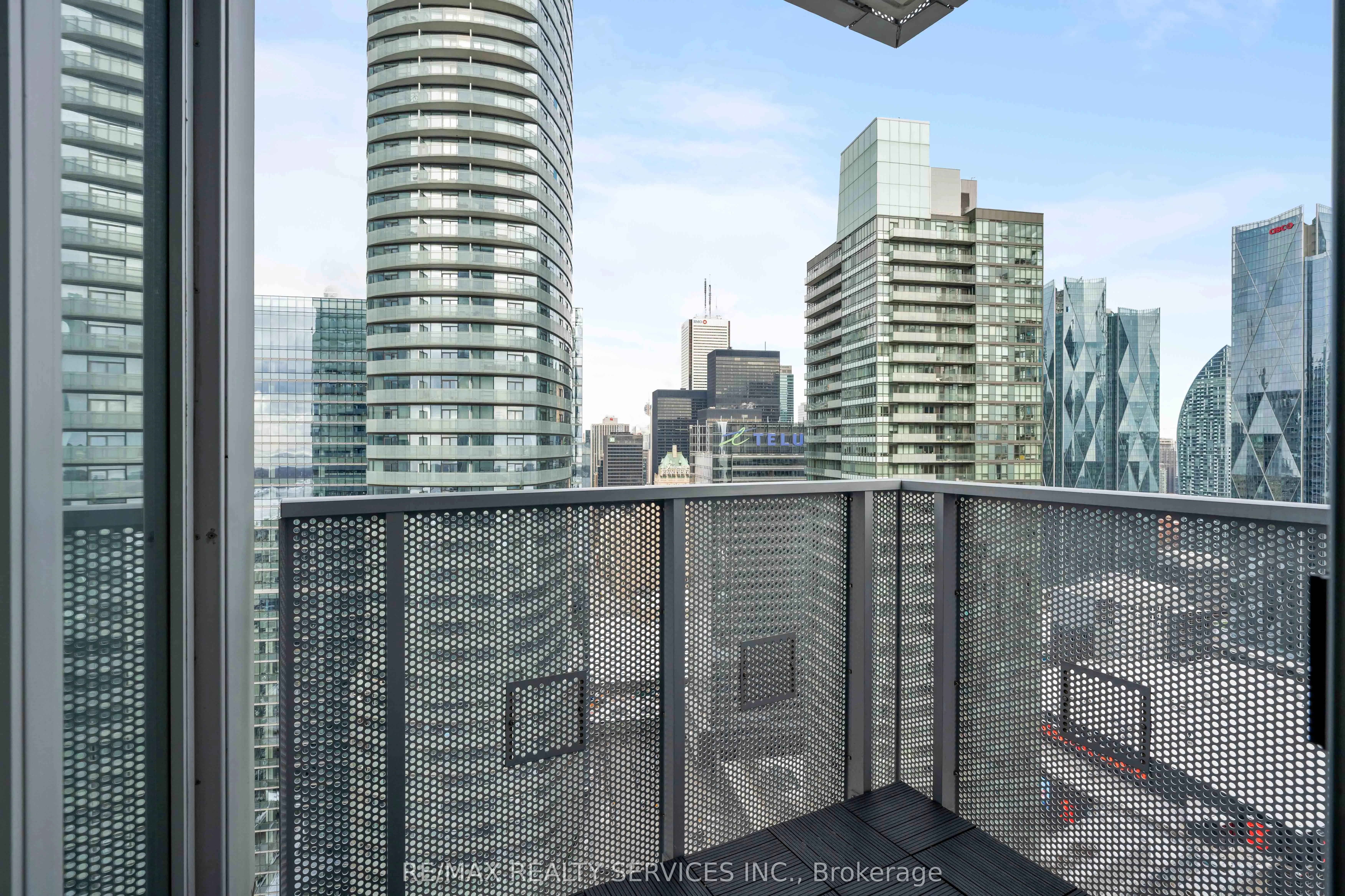 10 York Street #4303