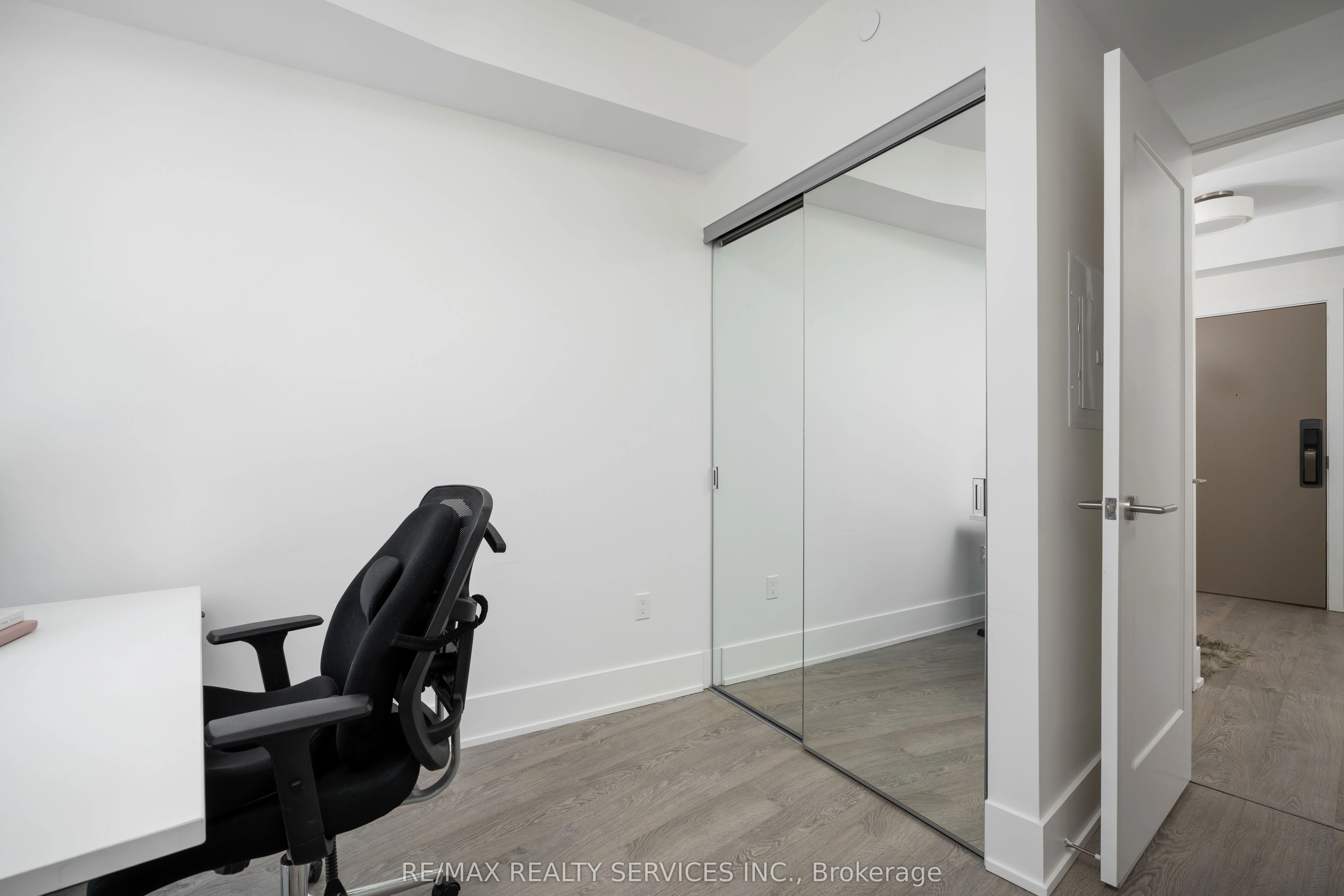 10 York Street #4303
