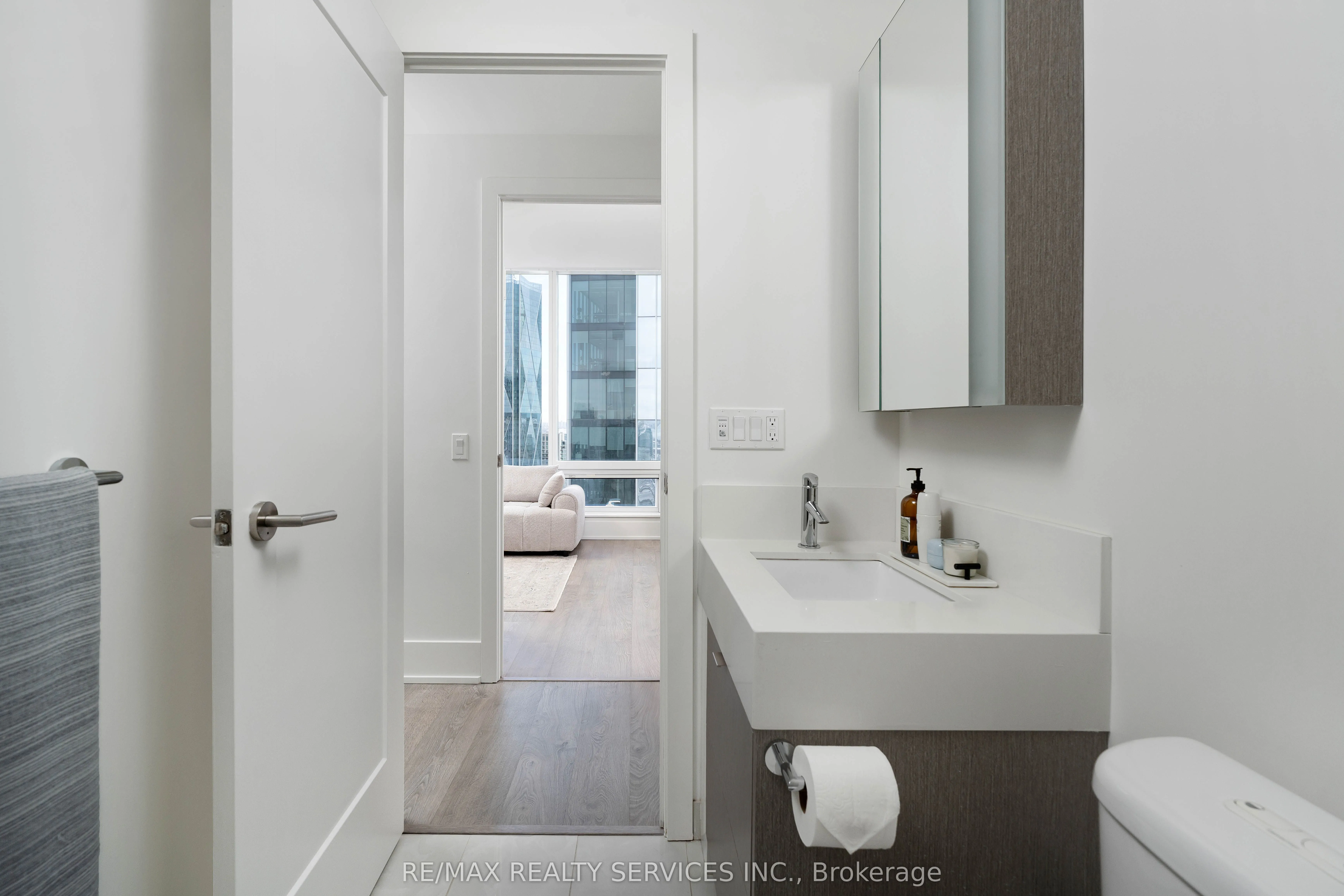 10 York Street #4303