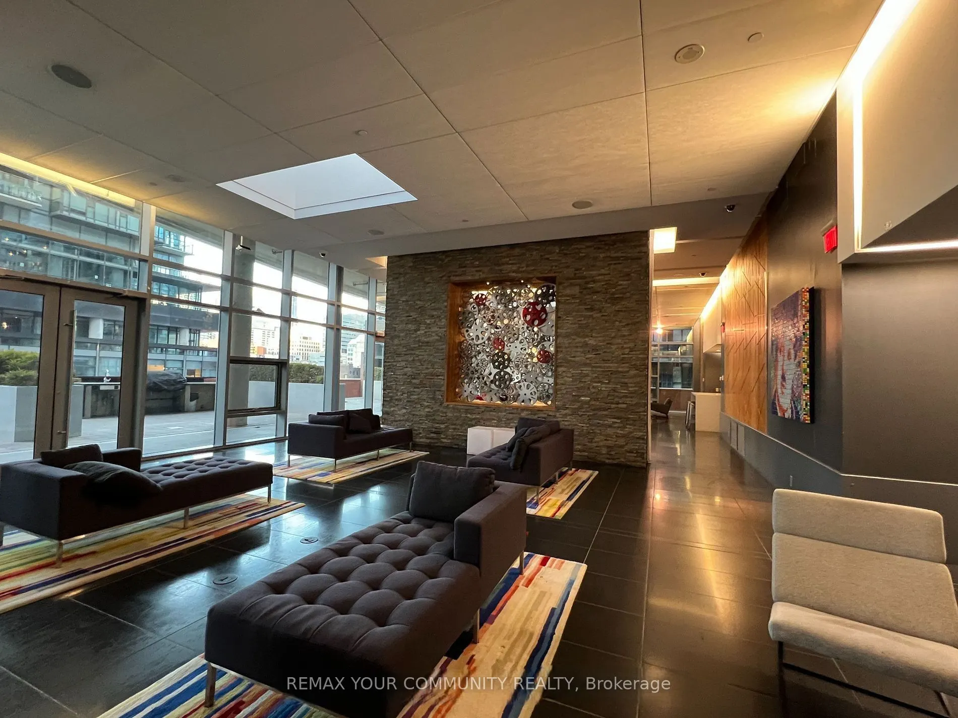 21 Widmer Street #2302