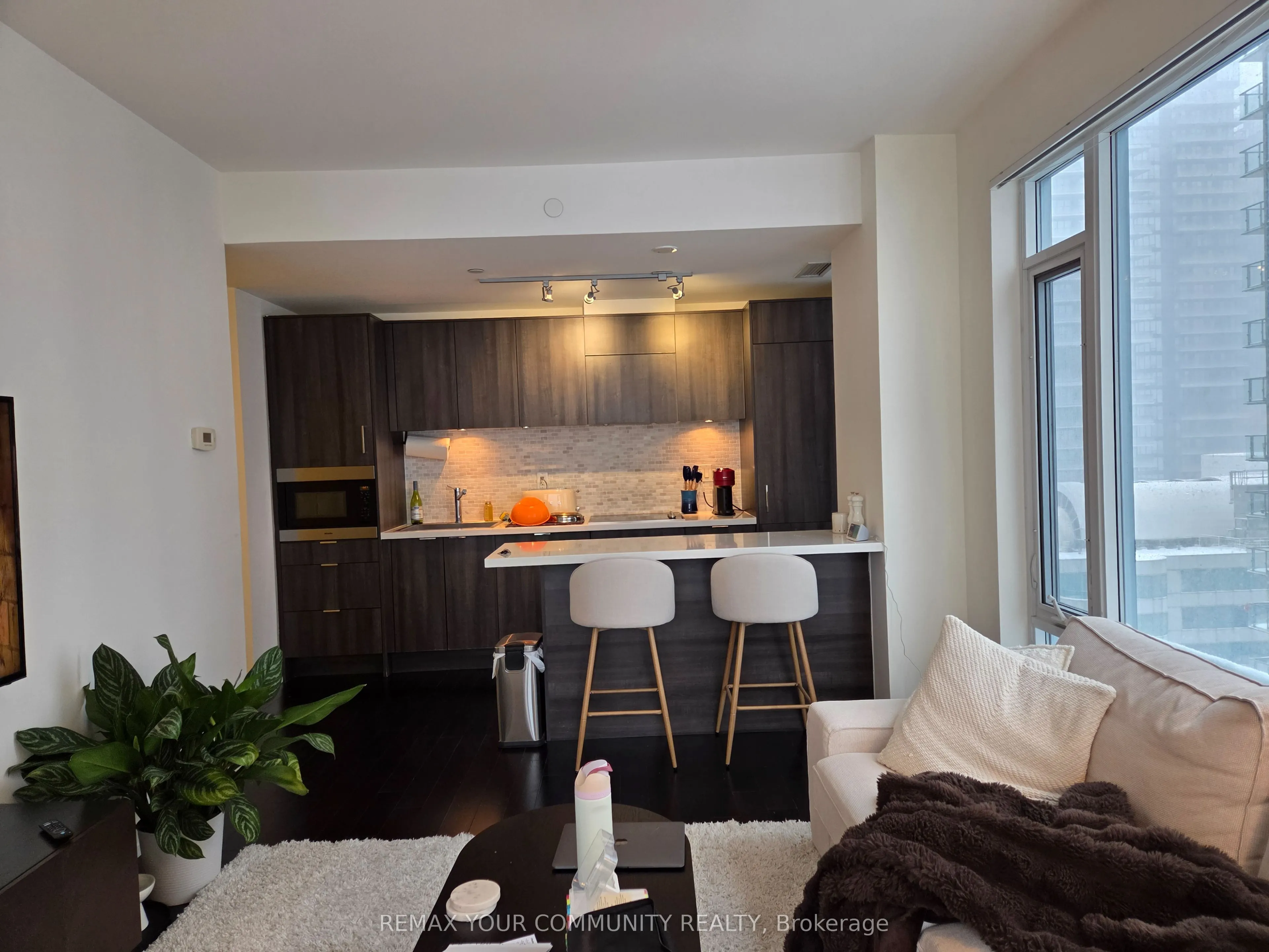 21 Widmer Street #2302