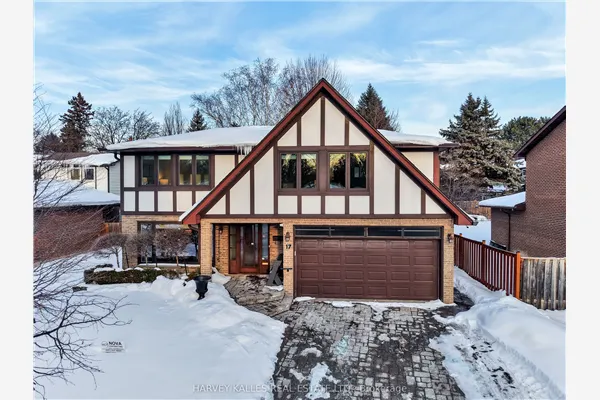 17 Loganberry Crescent