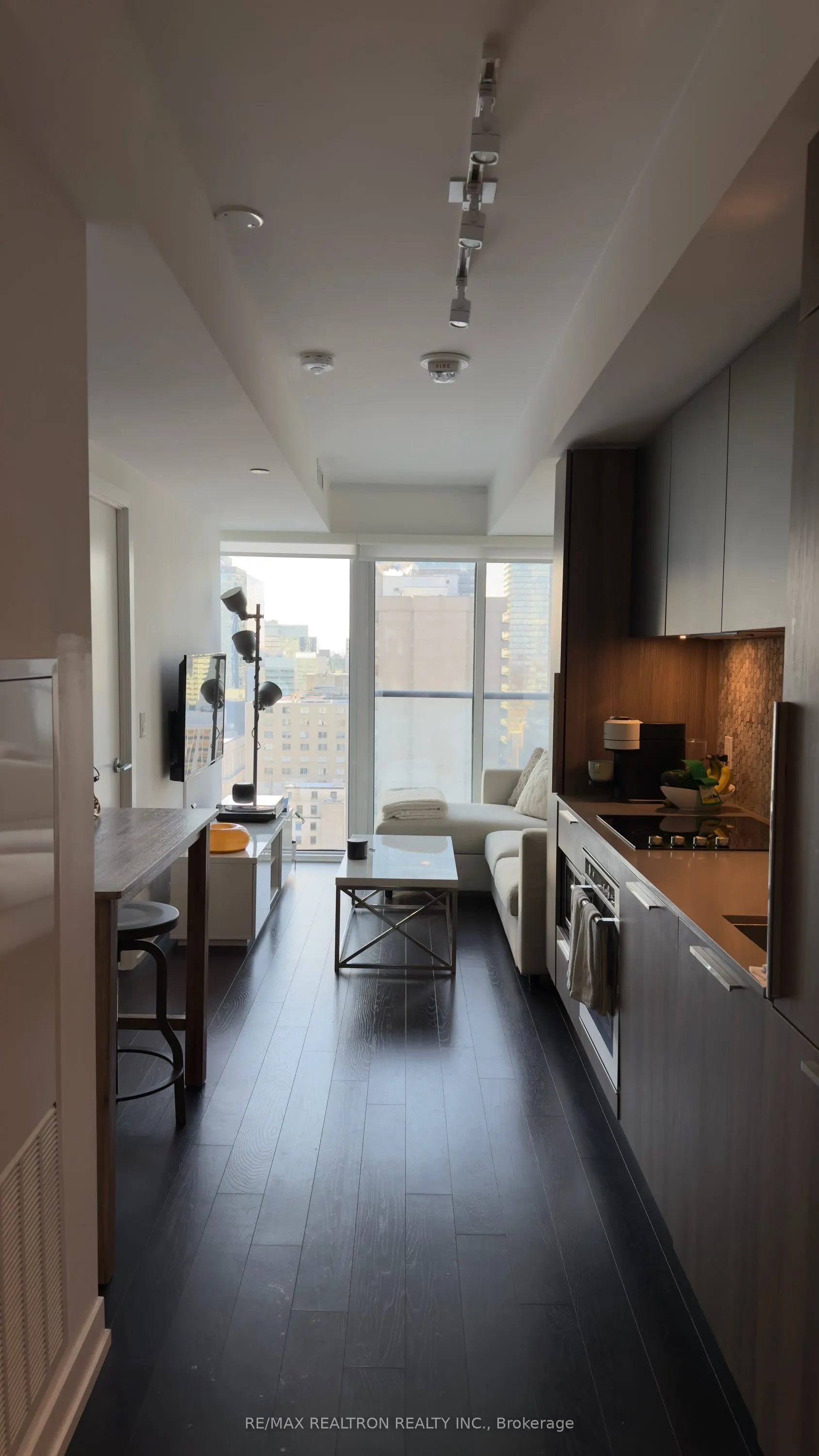 85 Wood Street #3005