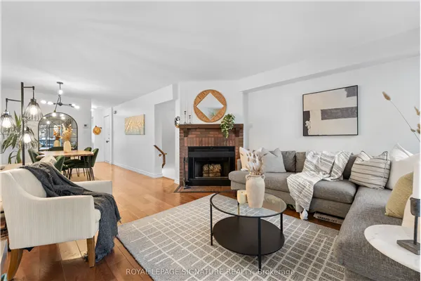 32 Massey Street W #D