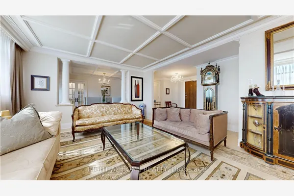 100 Antibes Drive #2805