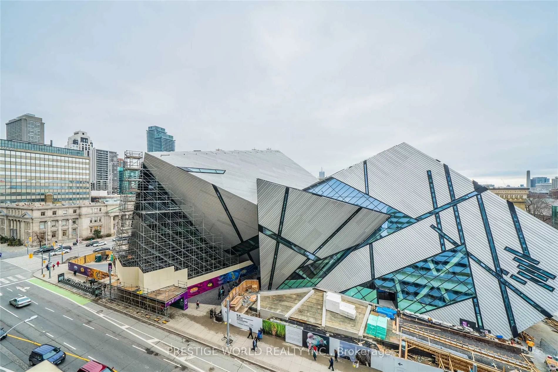 200 Bloor Street West Street W #1401