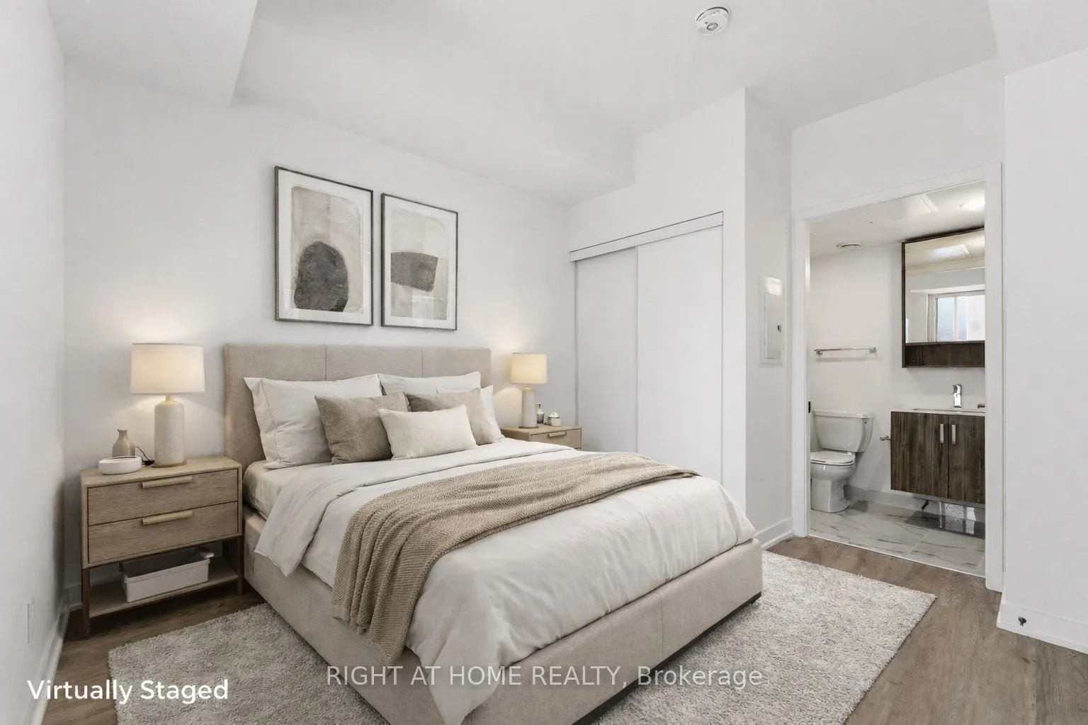 88 Queen Street E #4711