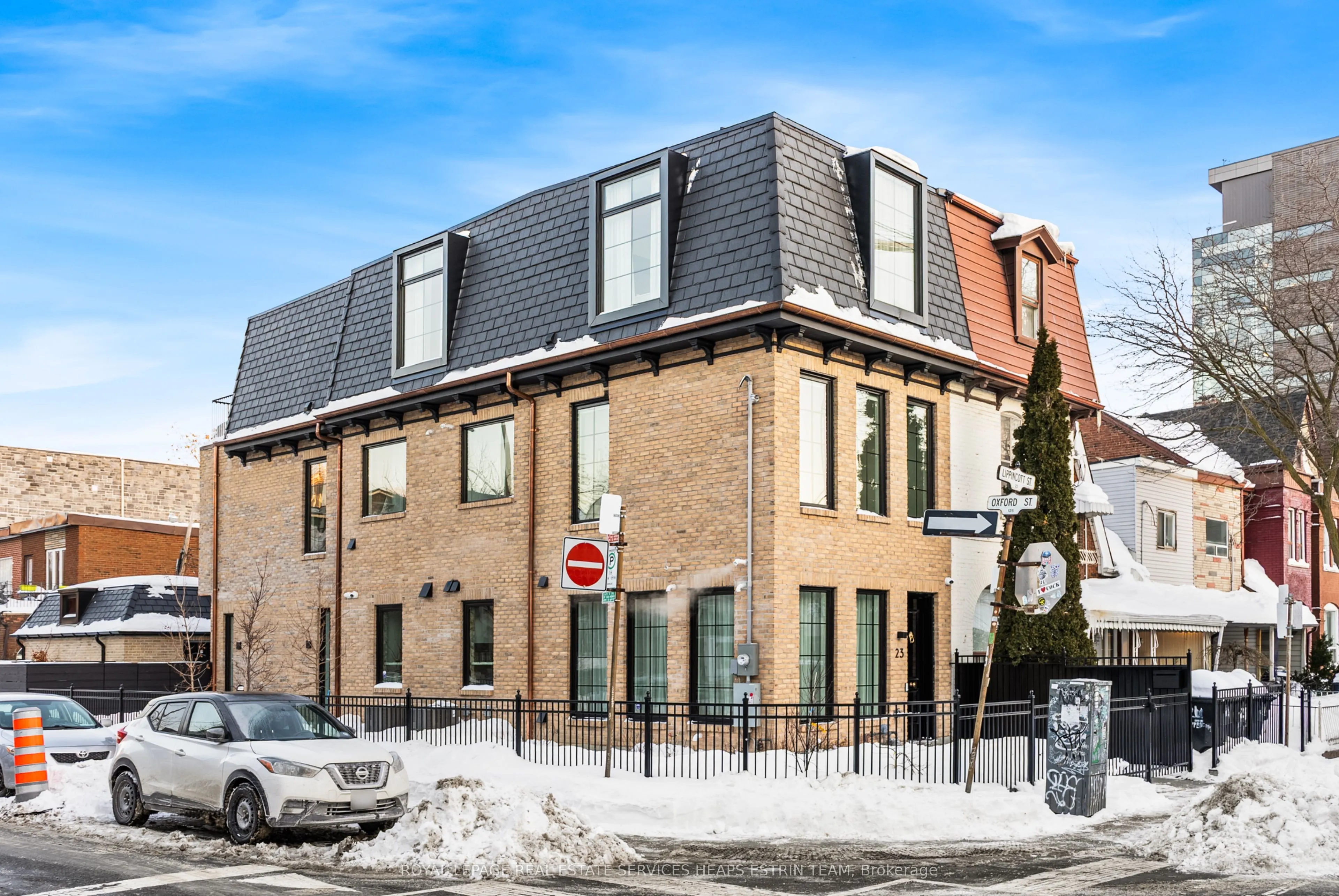 23 Lippincott Street