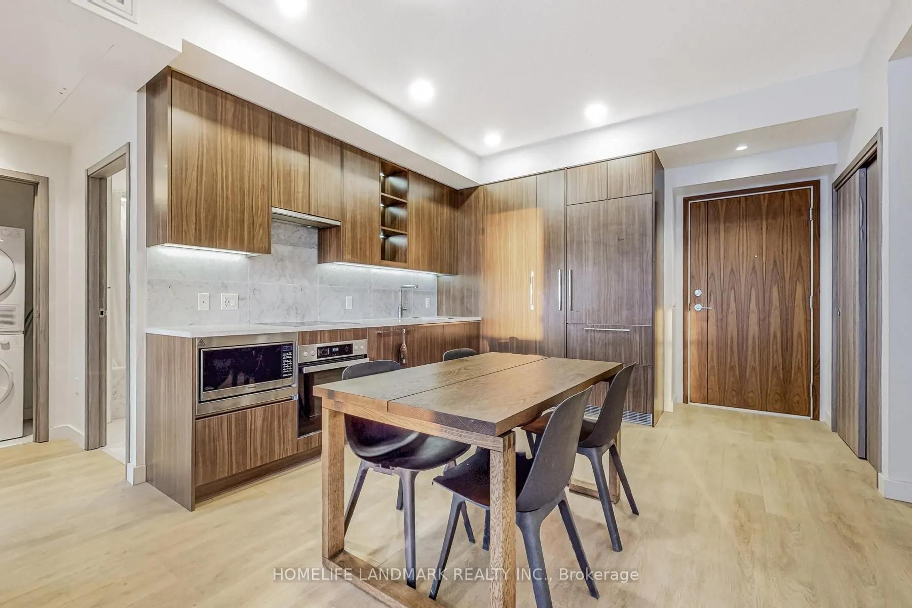 85 Mcmahon Drive #3106