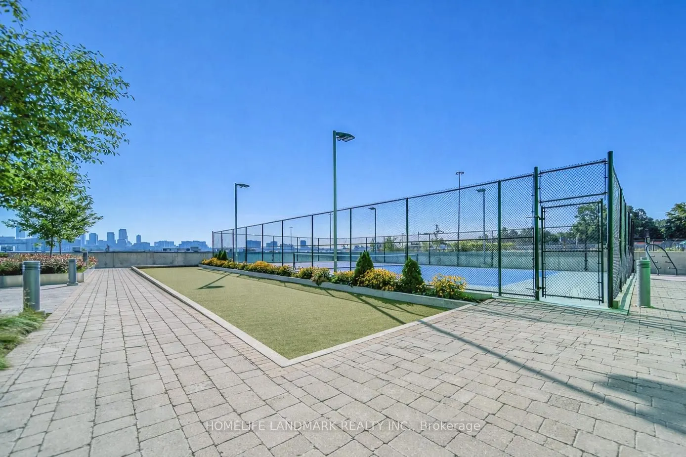 85 Mcmahon Drive #3106
