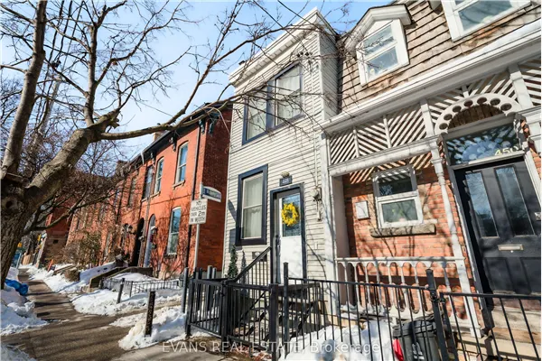 448 Gerrard Street E