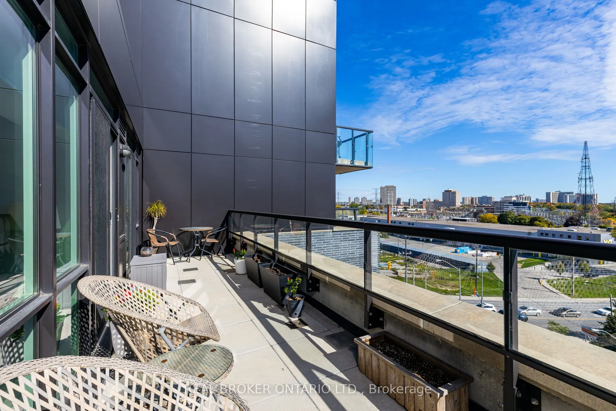 25 Malcolm Road #606