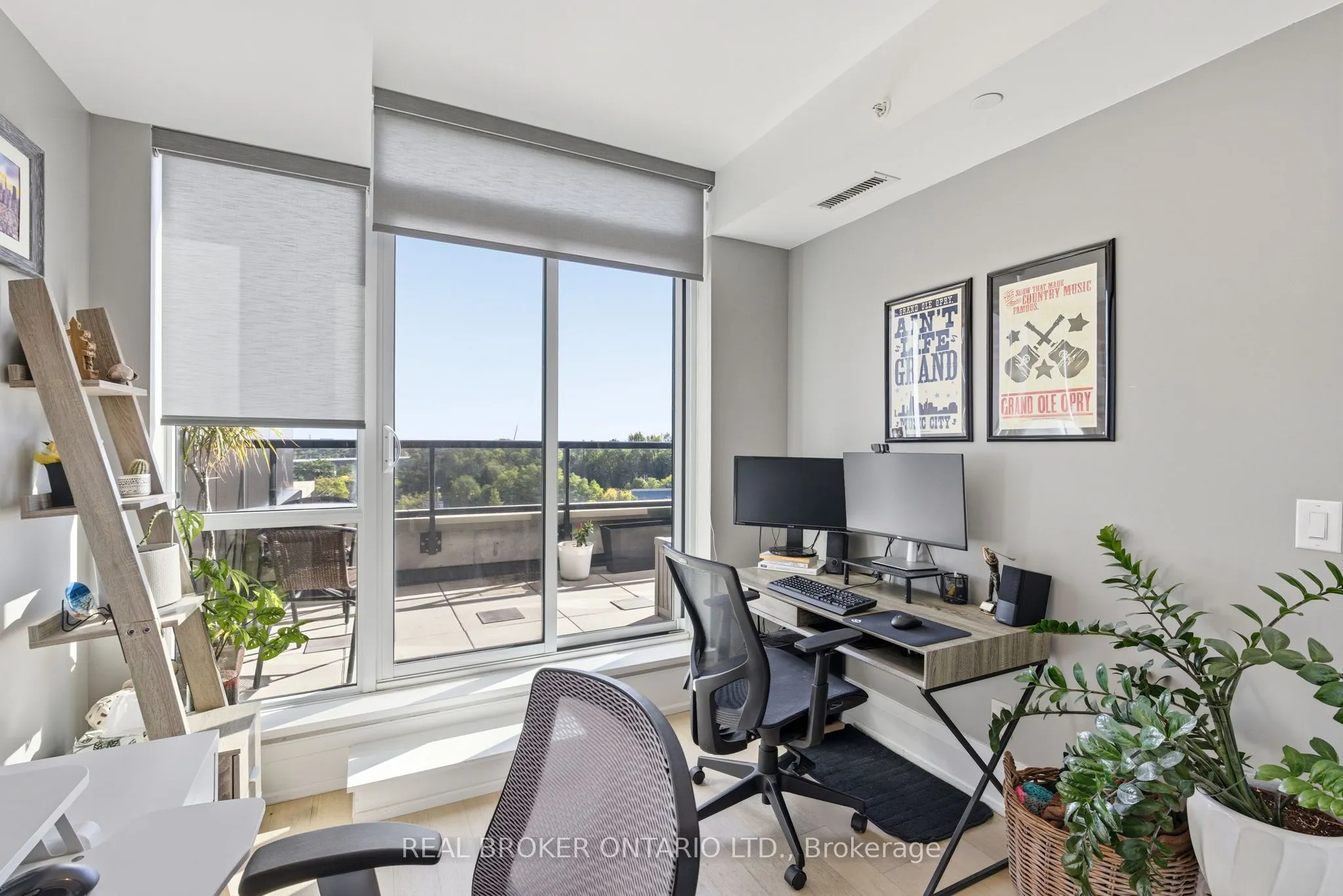 25 Malcolm Road #606