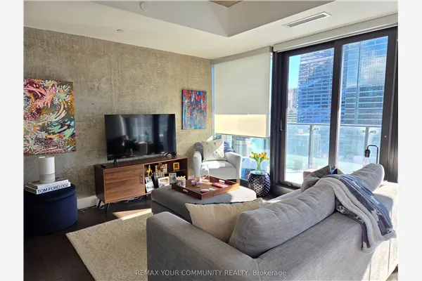 224 King Street #2107