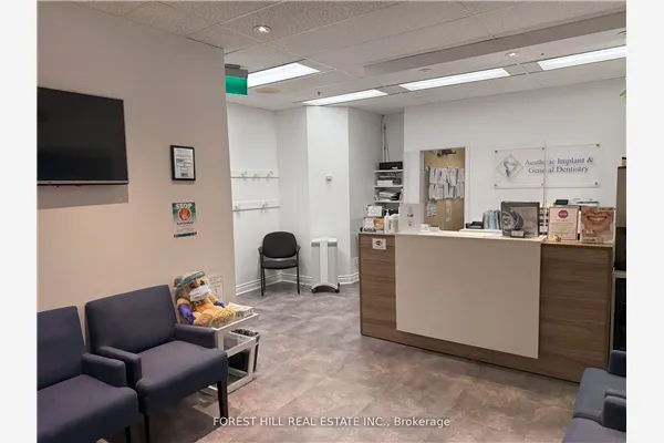 5775 Yonge Street #1000