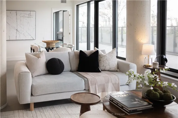 1414 Bayview Avenue #606