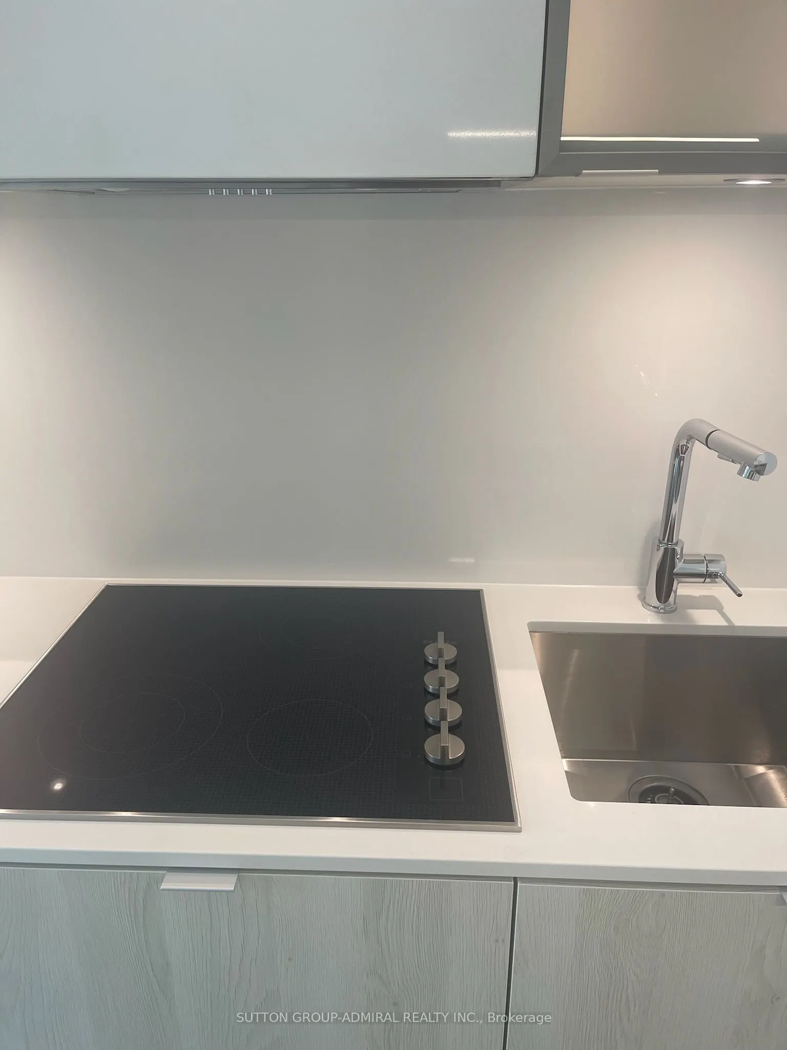 11 Yorkville Avenue #3505