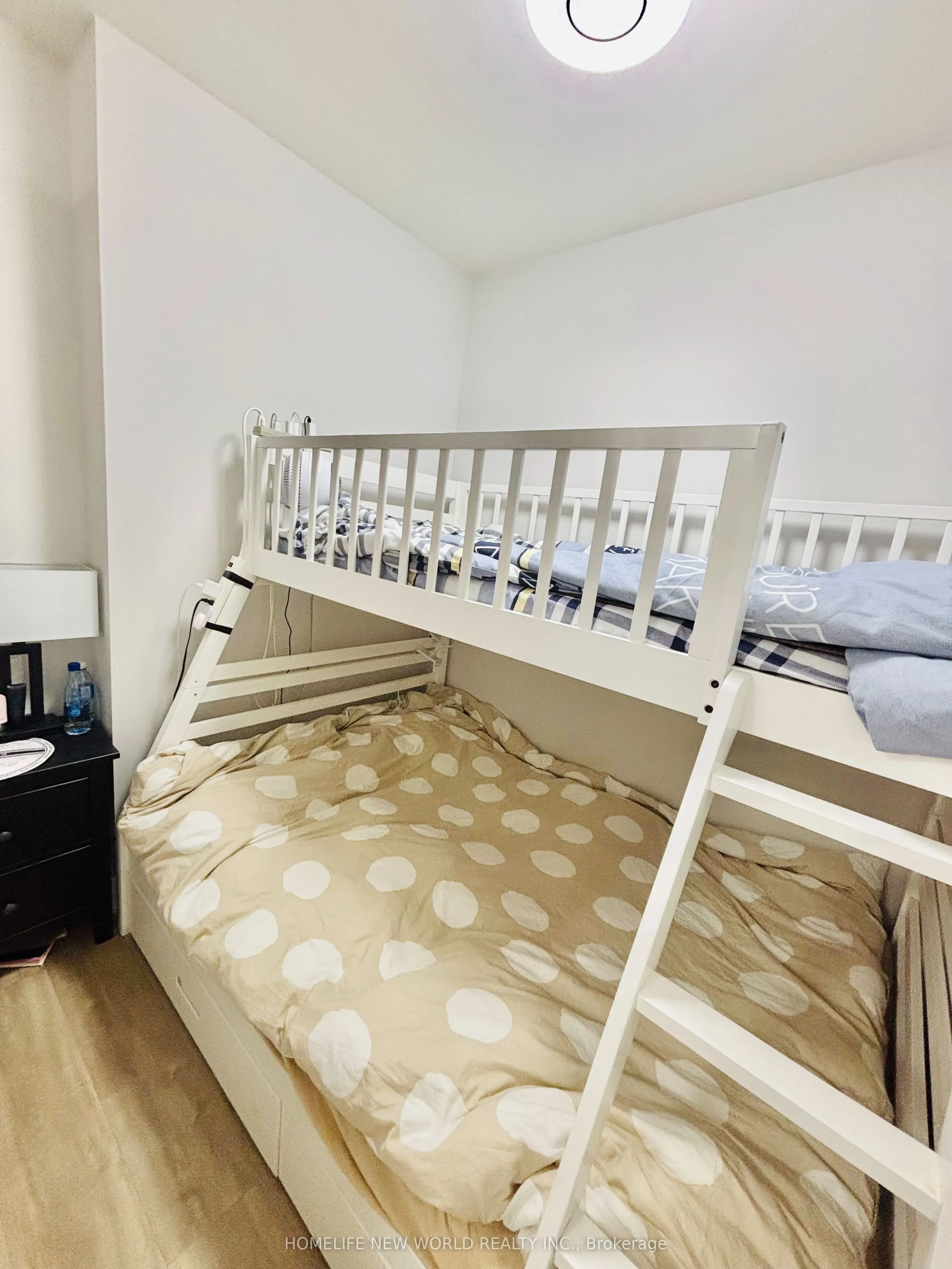 38 Cameron Street #423