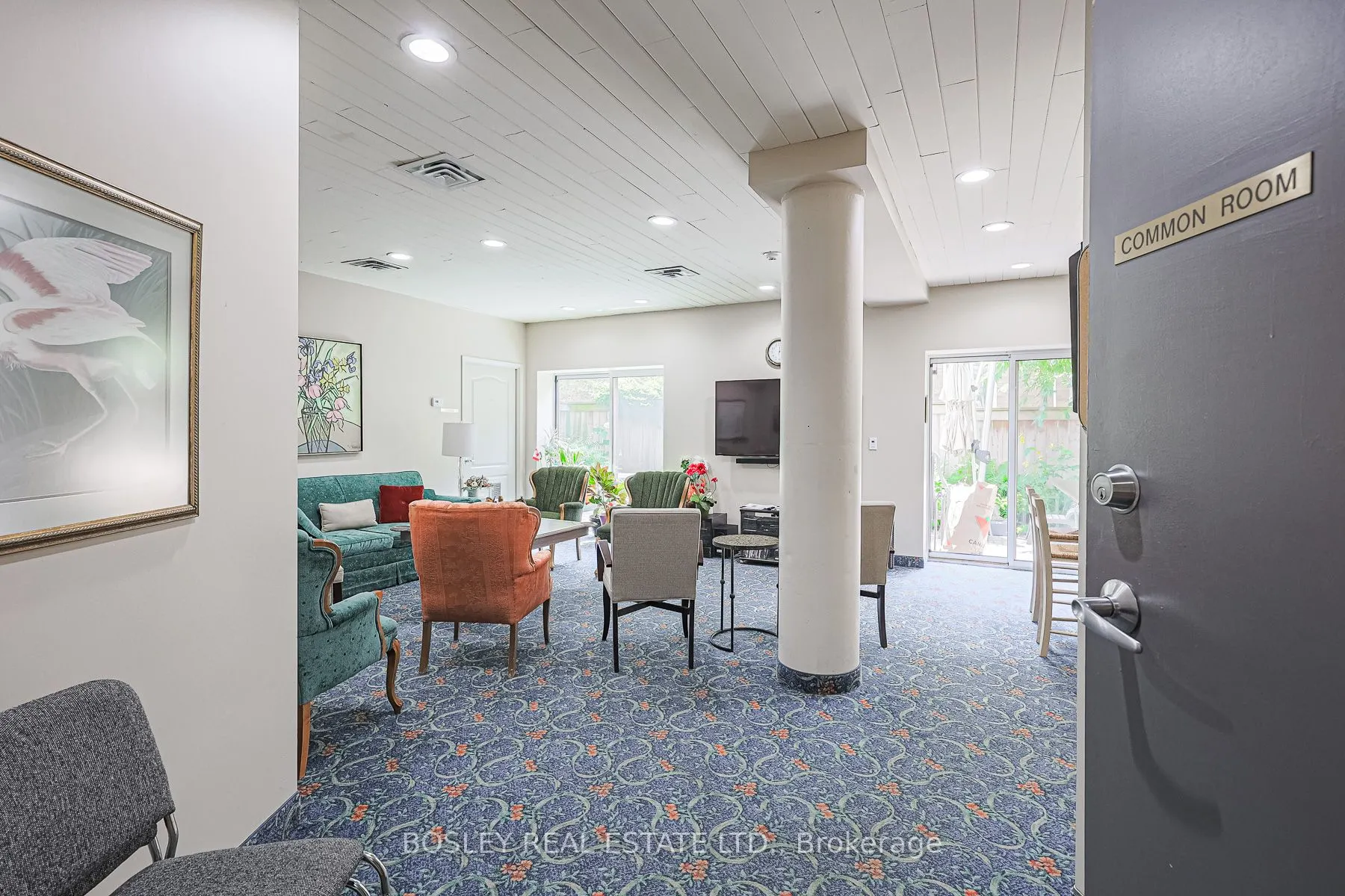 1387 Bayview Avenue #306