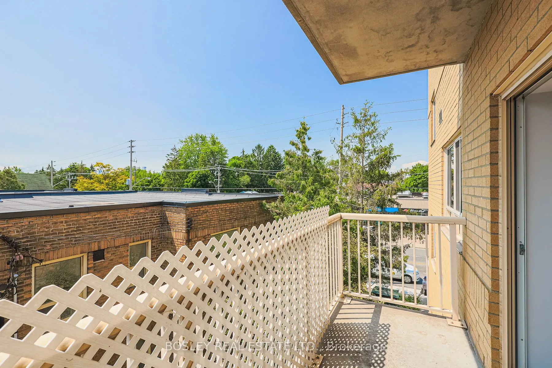 1387 Bayview Avenue #306