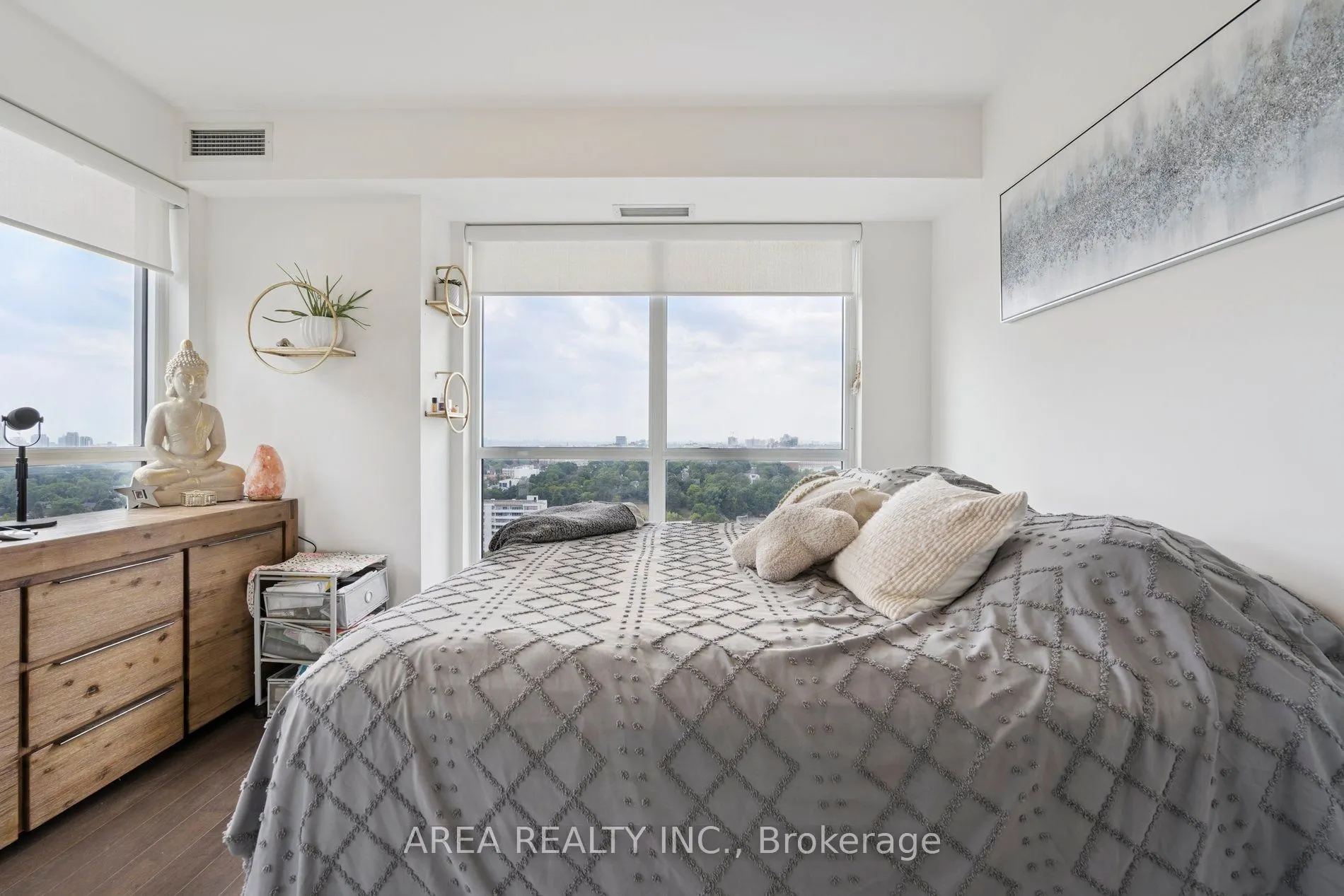 58 Orchard View Boulevard #1910