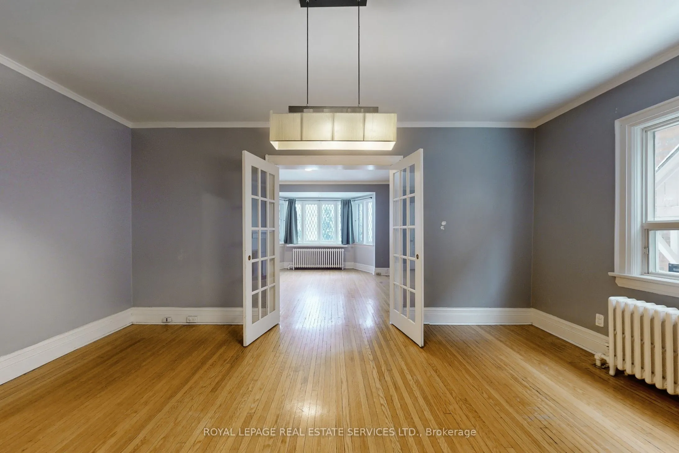89 Oriole Parkway