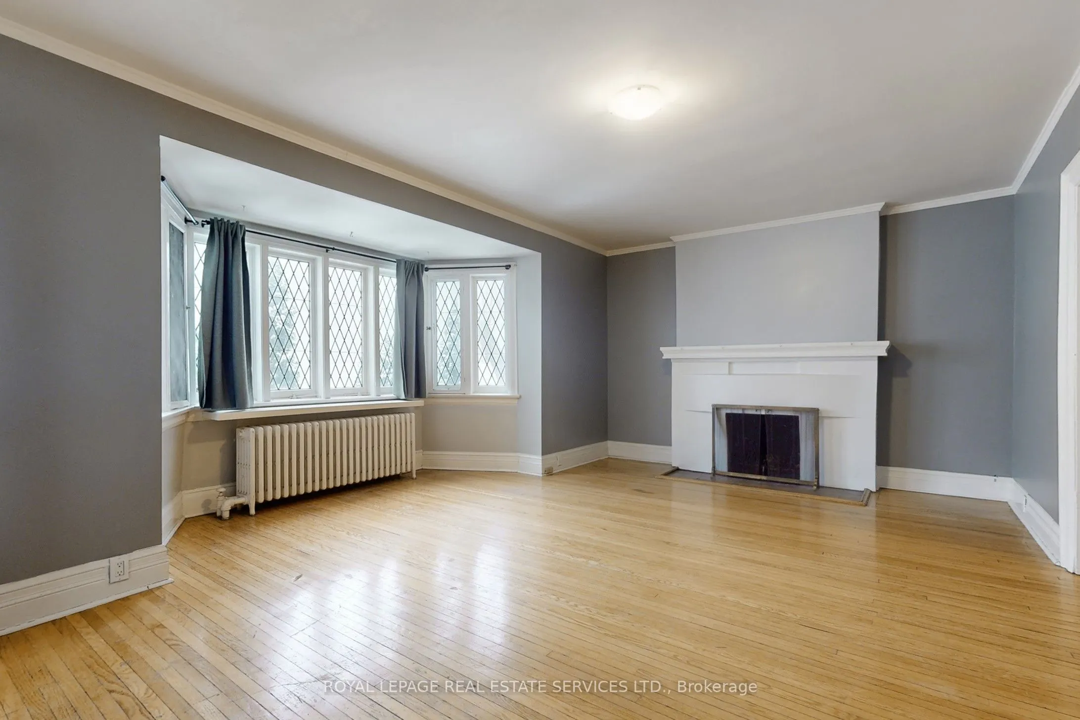 89 Oriole Parkway