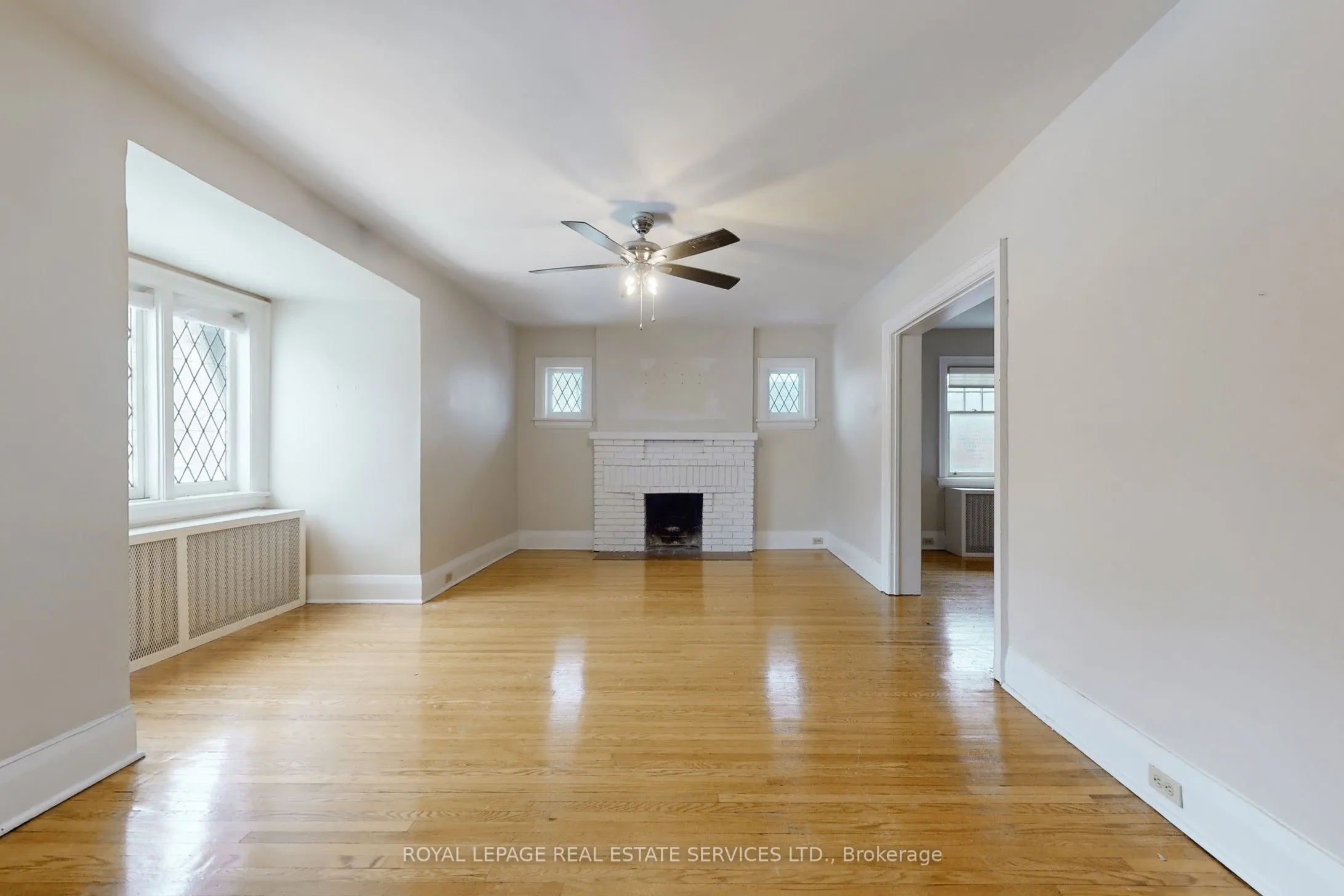 89 Oriole Parkway