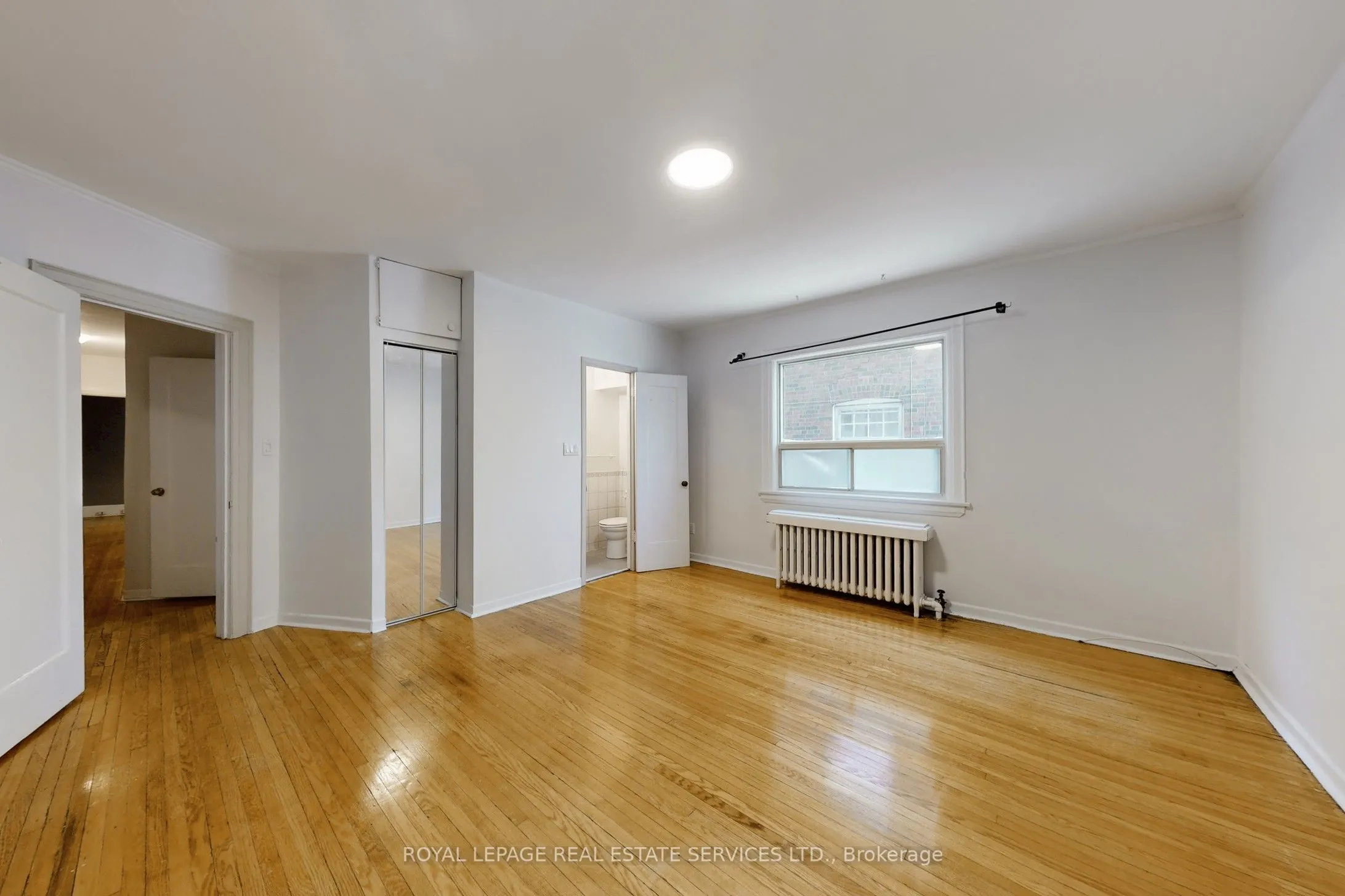 89 Oriole Parkway