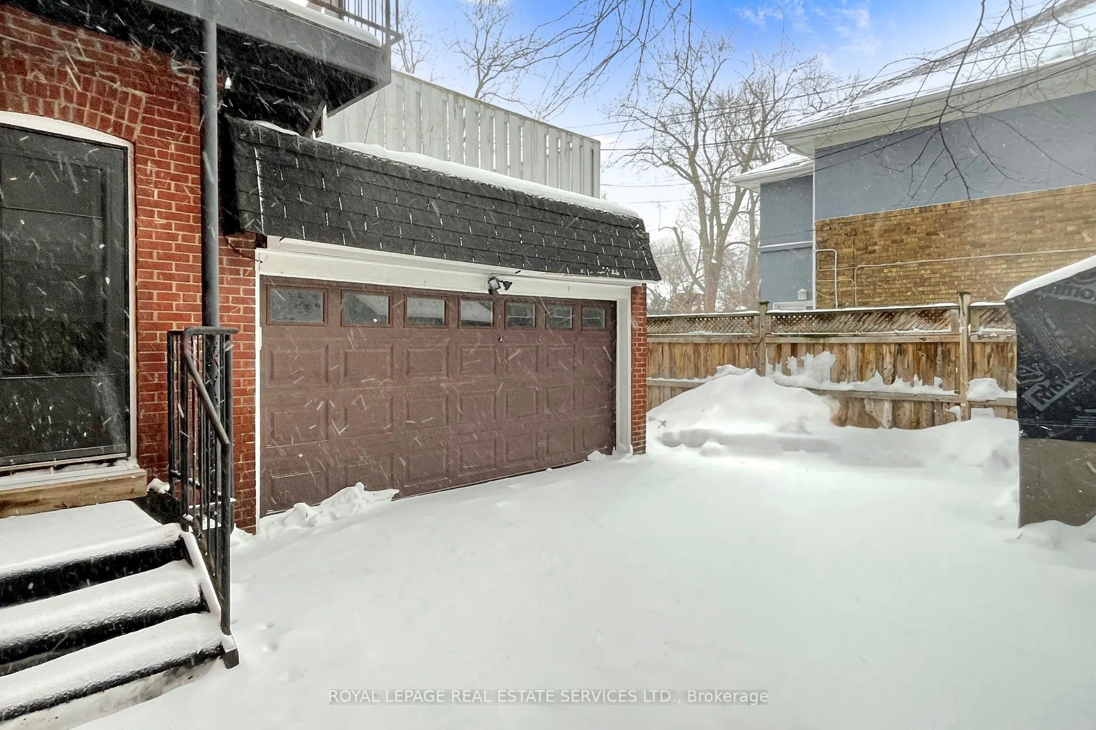 89 Oriole Parkway